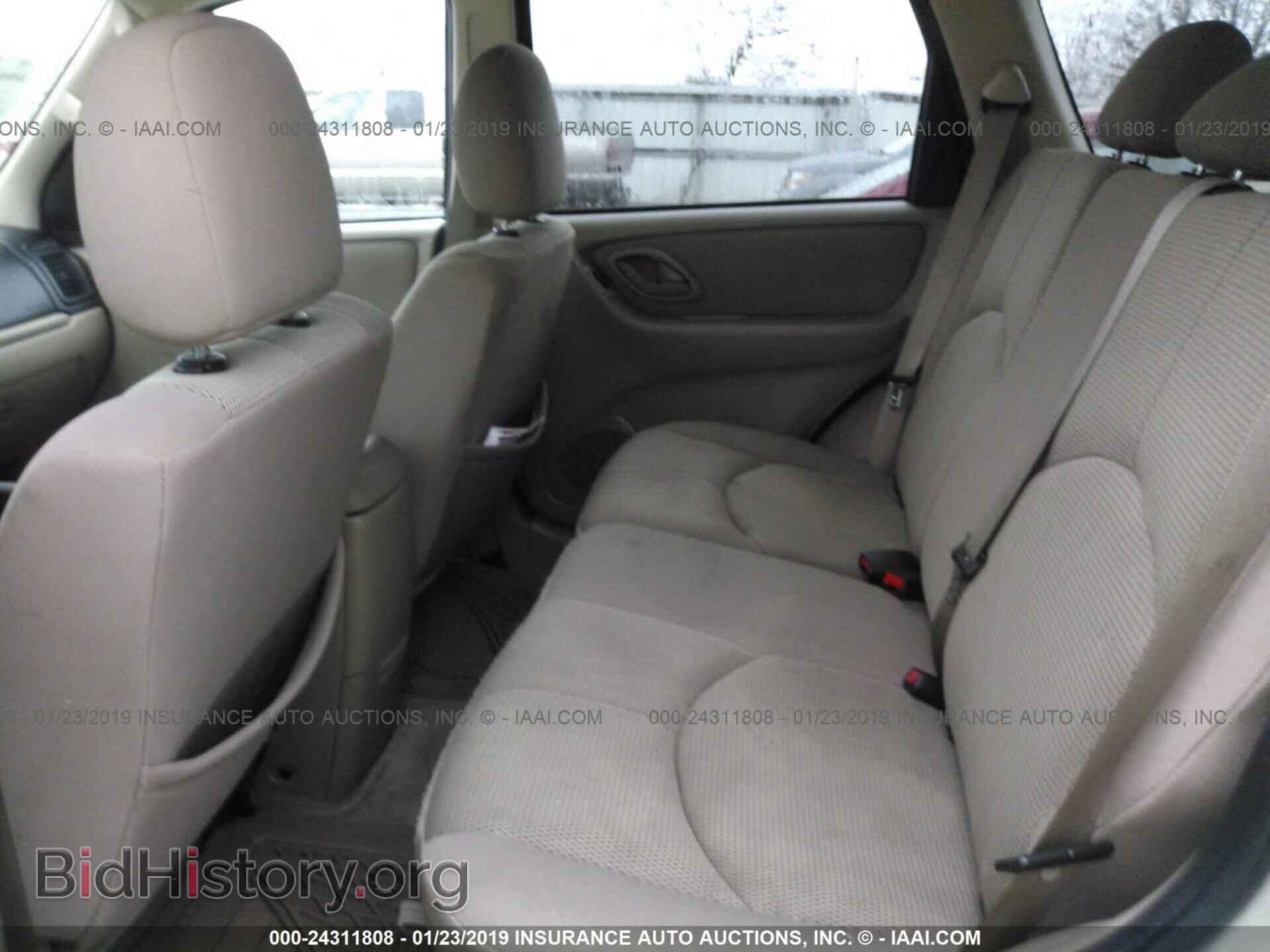2005 MAZDA TRIBUTE - VIN: 4F2YZ04155KM07142 - Фото 8