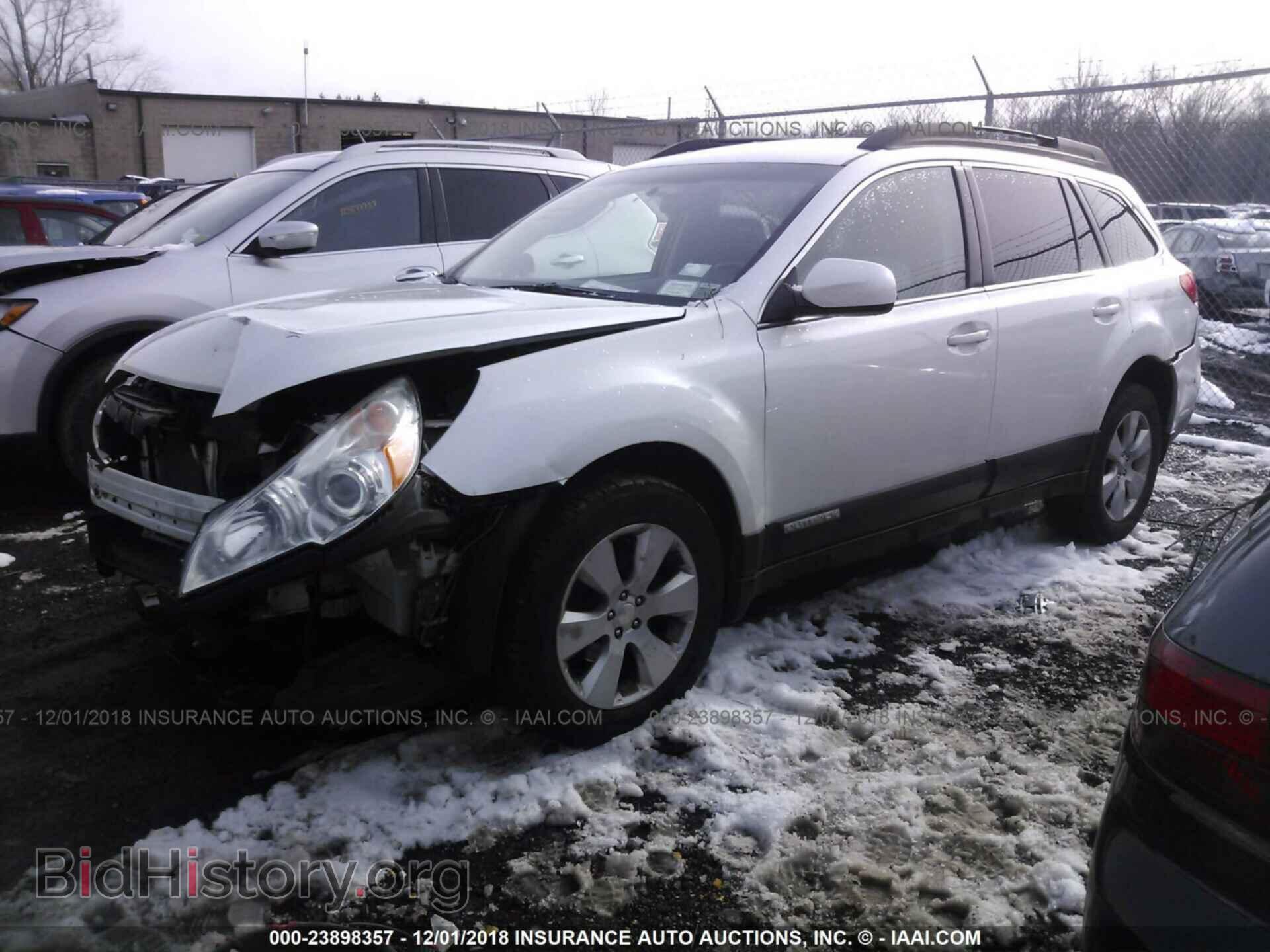 2011 SUBARU OUTBACK - VIN: 4S4BRBCC2B3330980 - Фото 2