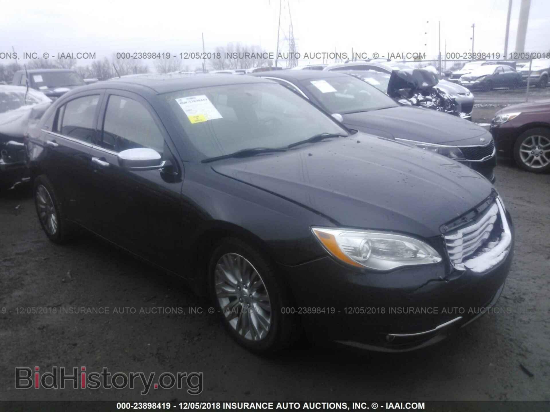 Photo 1C3BC2FG9BN596784 - CHRYSLER 200 2011