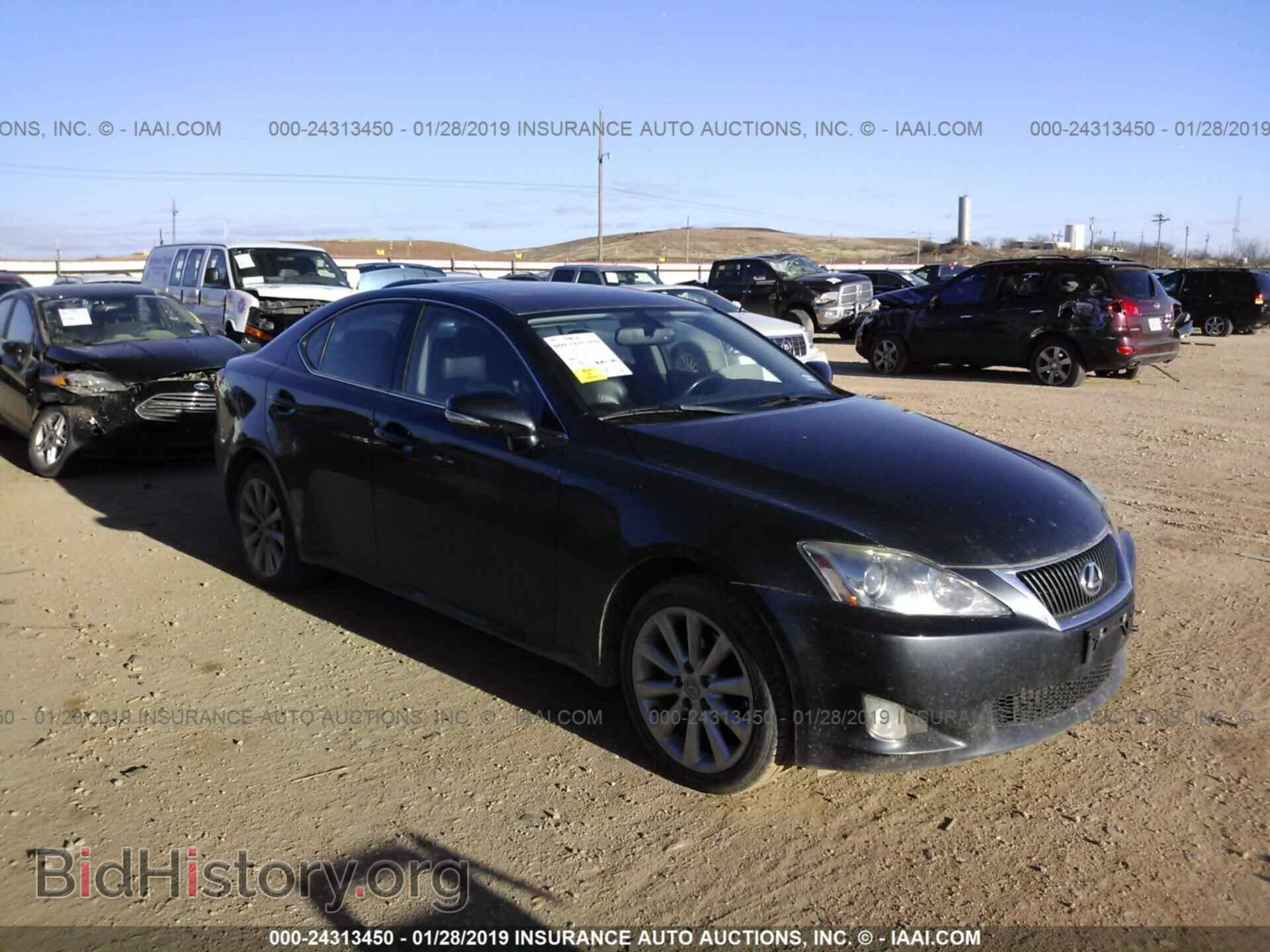 Photo JTHCF5C20A5042273 - LEXUS IS 2010