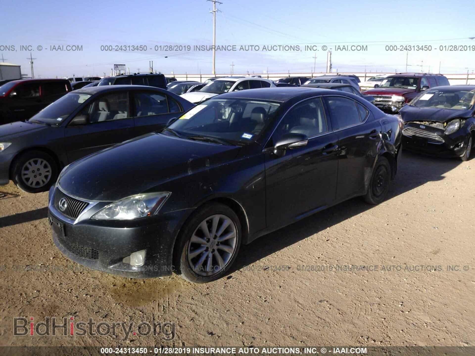 2010 LEXUS IS - VIN: JTHCF5C20A5042273 - Photo 2