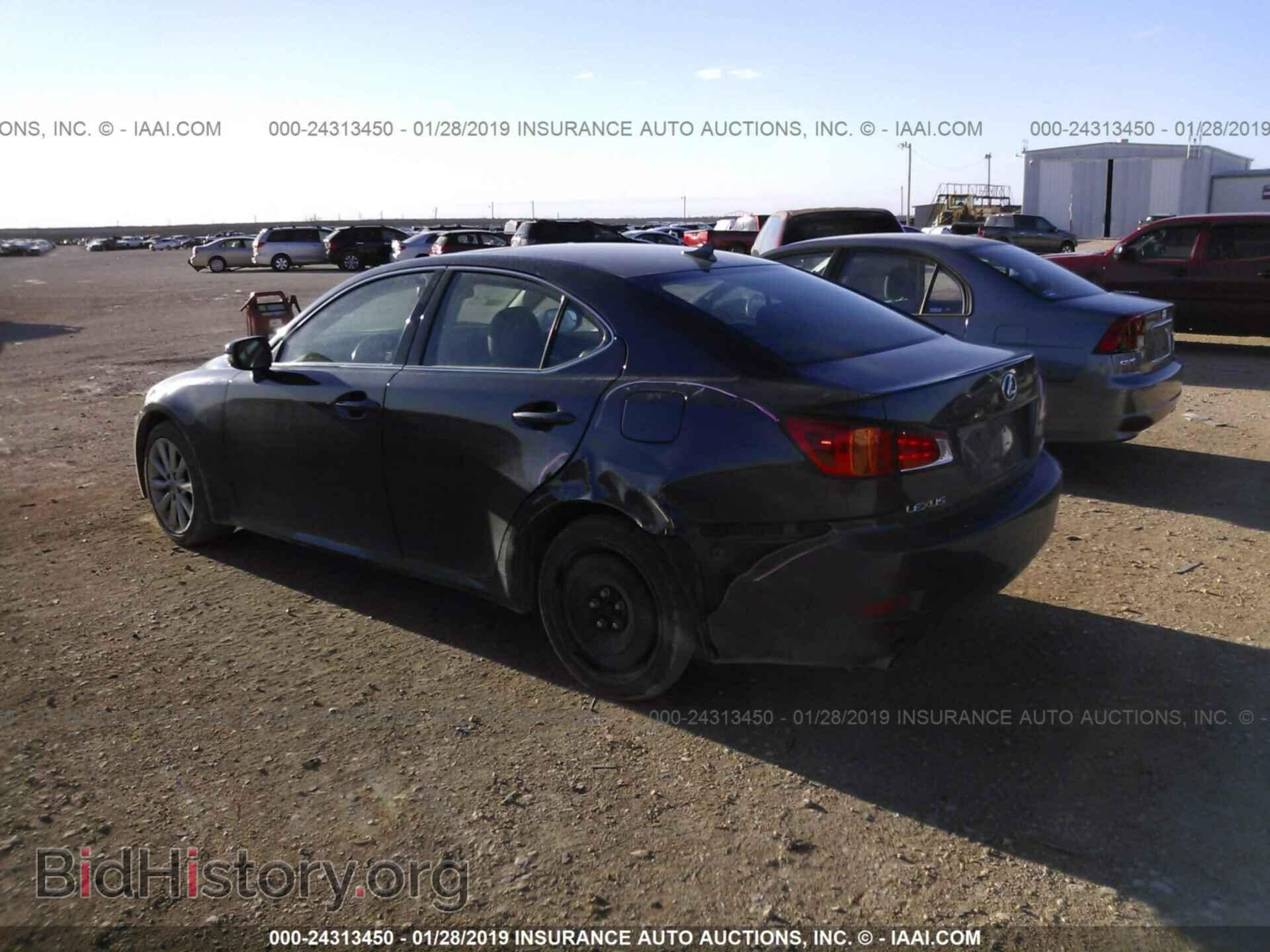 2010 LEXUS IS - VIN: JTHCF5C20A5042273 - Photo 3