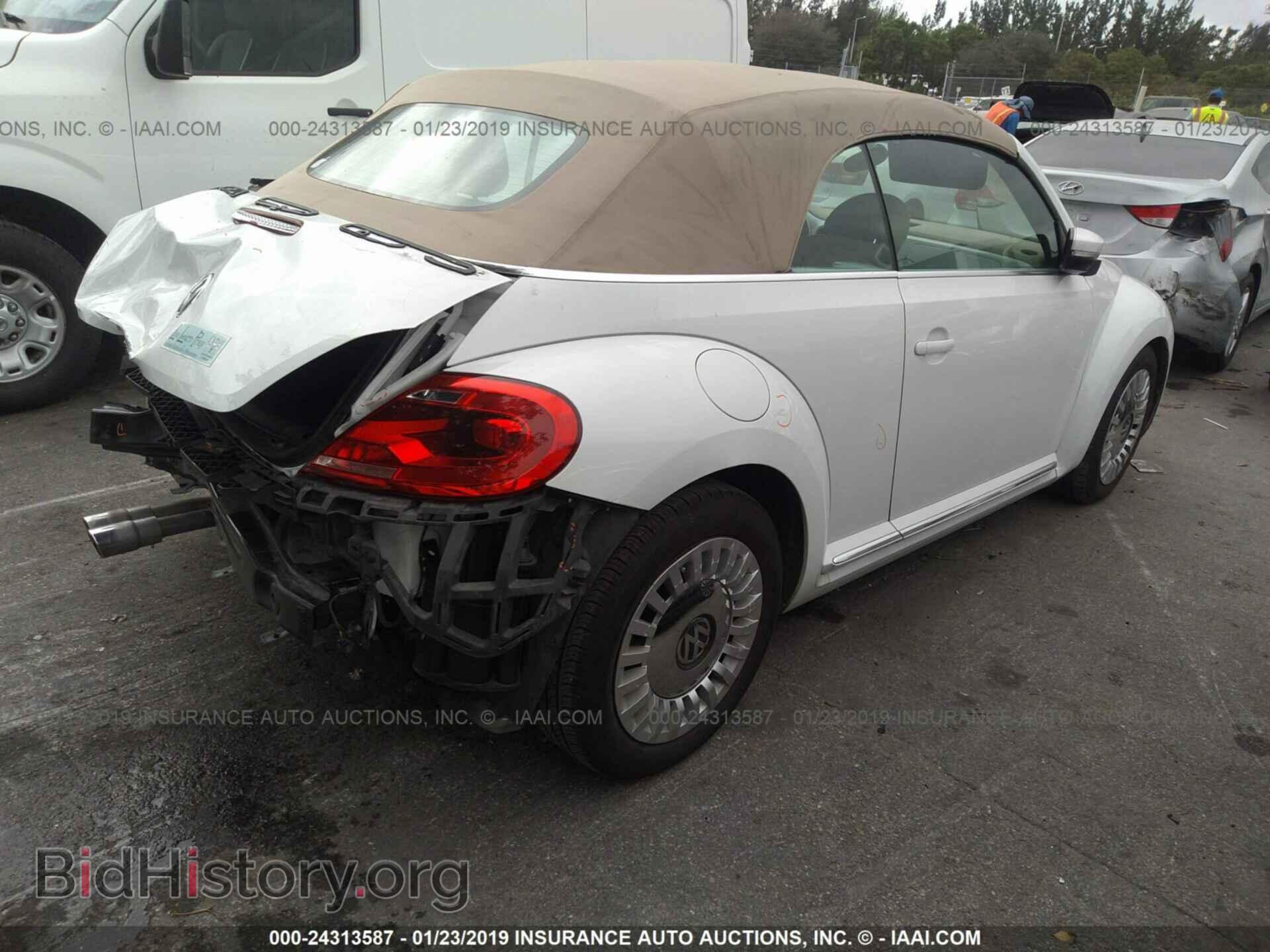 2015 VOLKSWAGEN BEETLE - VIN: 3VW507AT3FM802455 - Фото 4
