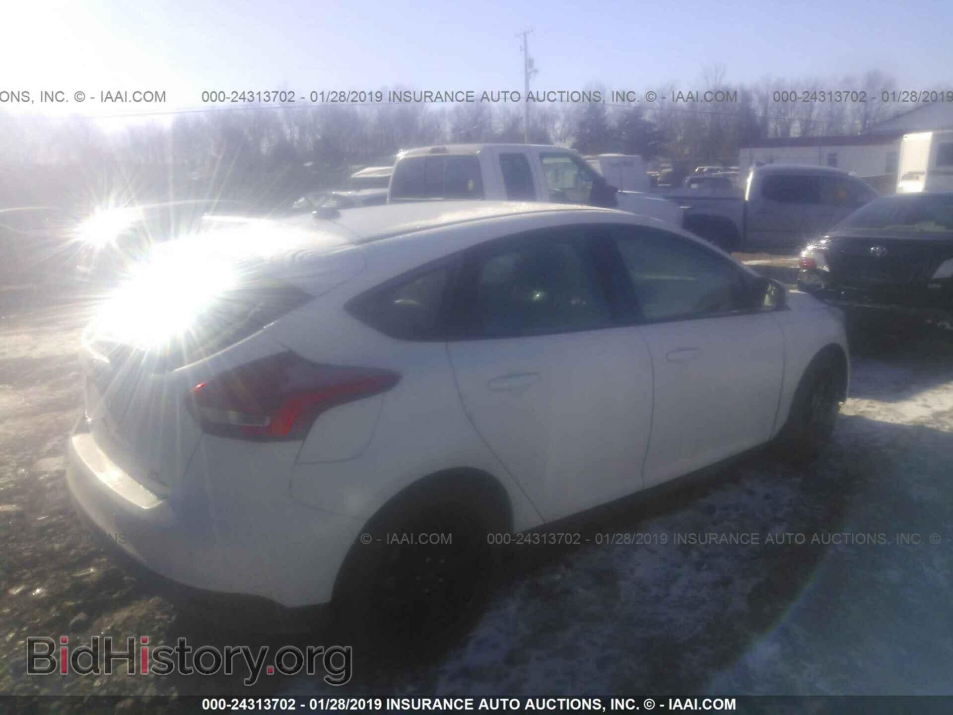 2016 FORD FOCUS - VIN: 1FADP3K2XGL326190 - Фото 4