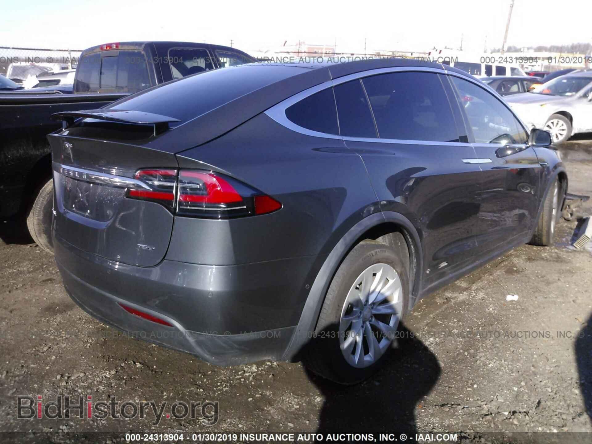 2017 TESLA MODEL X - VIN: 5YJXCAE28HF075113 - Photo 4