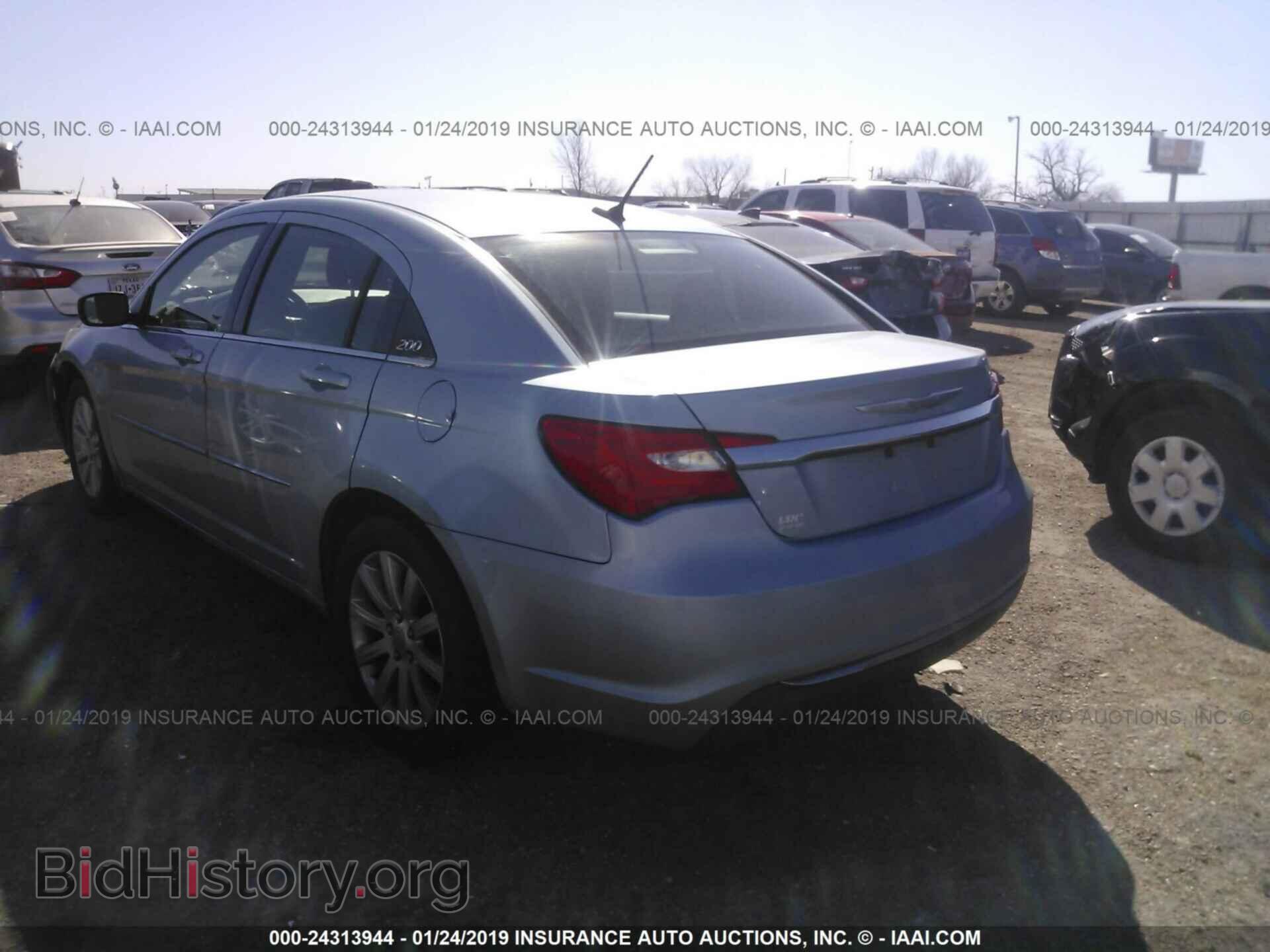2013 CHRYSLER 200 - VIN: 1C3CCBBB4DN603920 - Фото 3