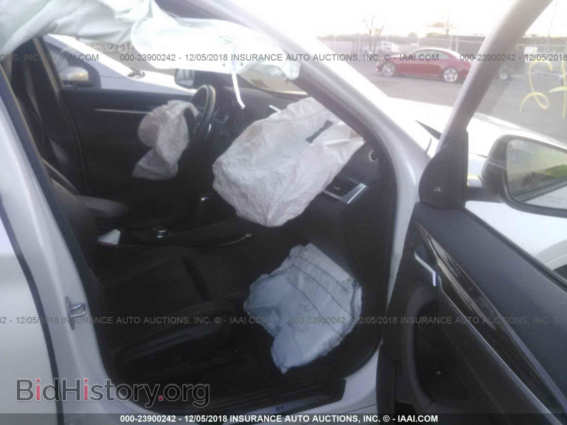 2017 BMW X1 - VIN: WBXHT3C37H5F73581 - Фото 5