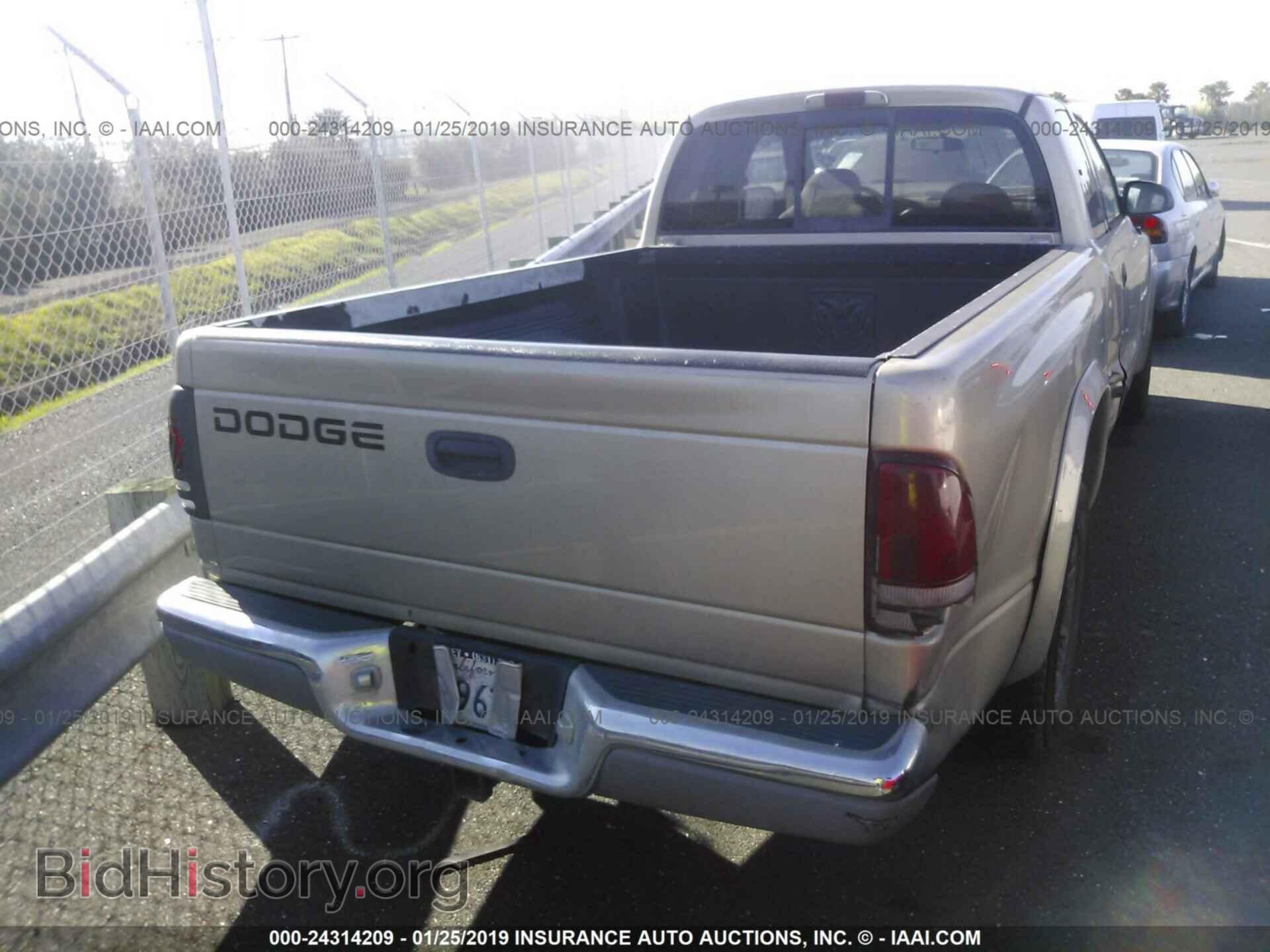 2002 DODGE DAKOTA - VIN: 1B7GL42N82S539091 - Фото 4