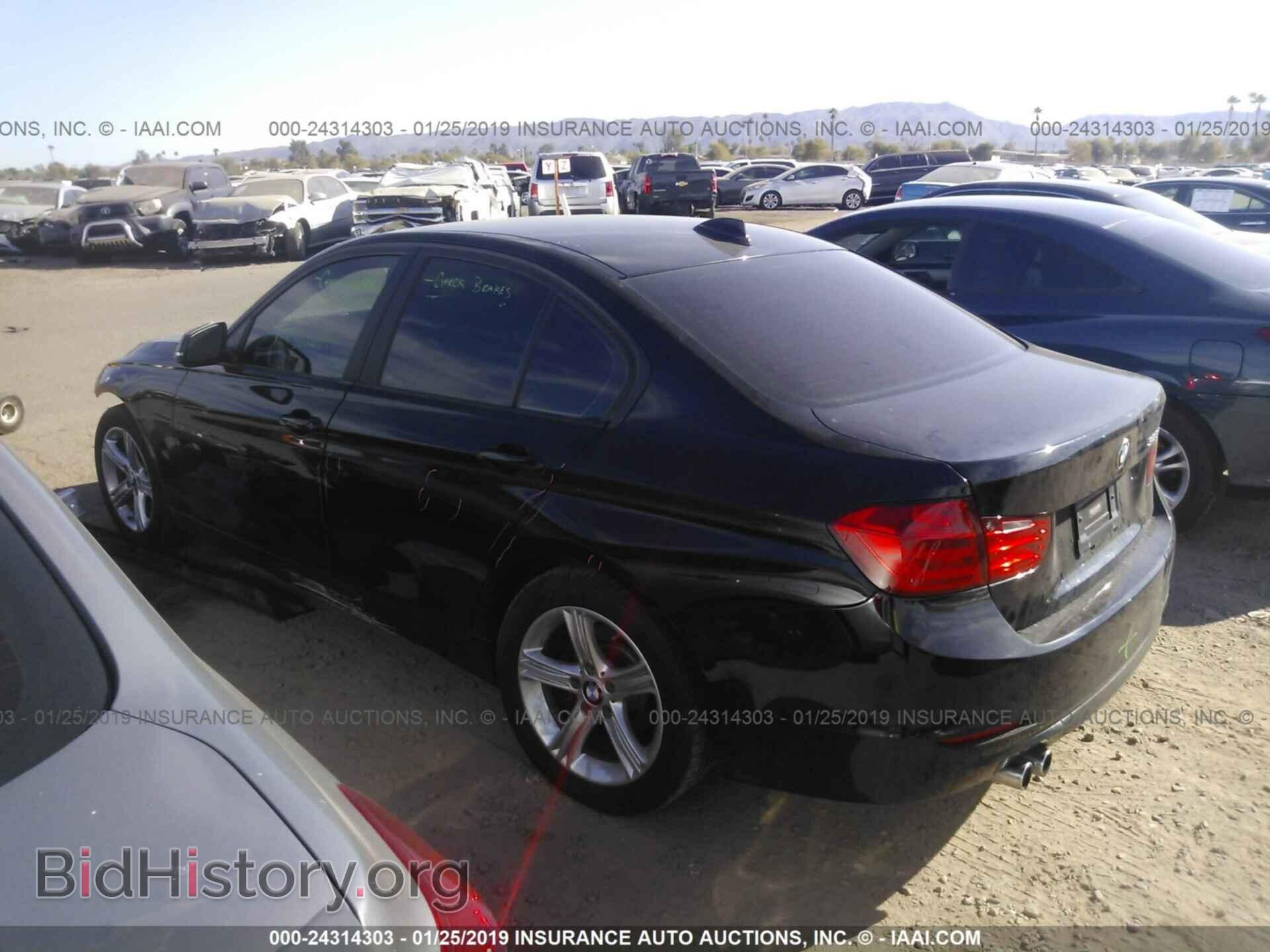 2013 BMW 328 - VIN: WBA3C1C55DF438935 - Фото 3