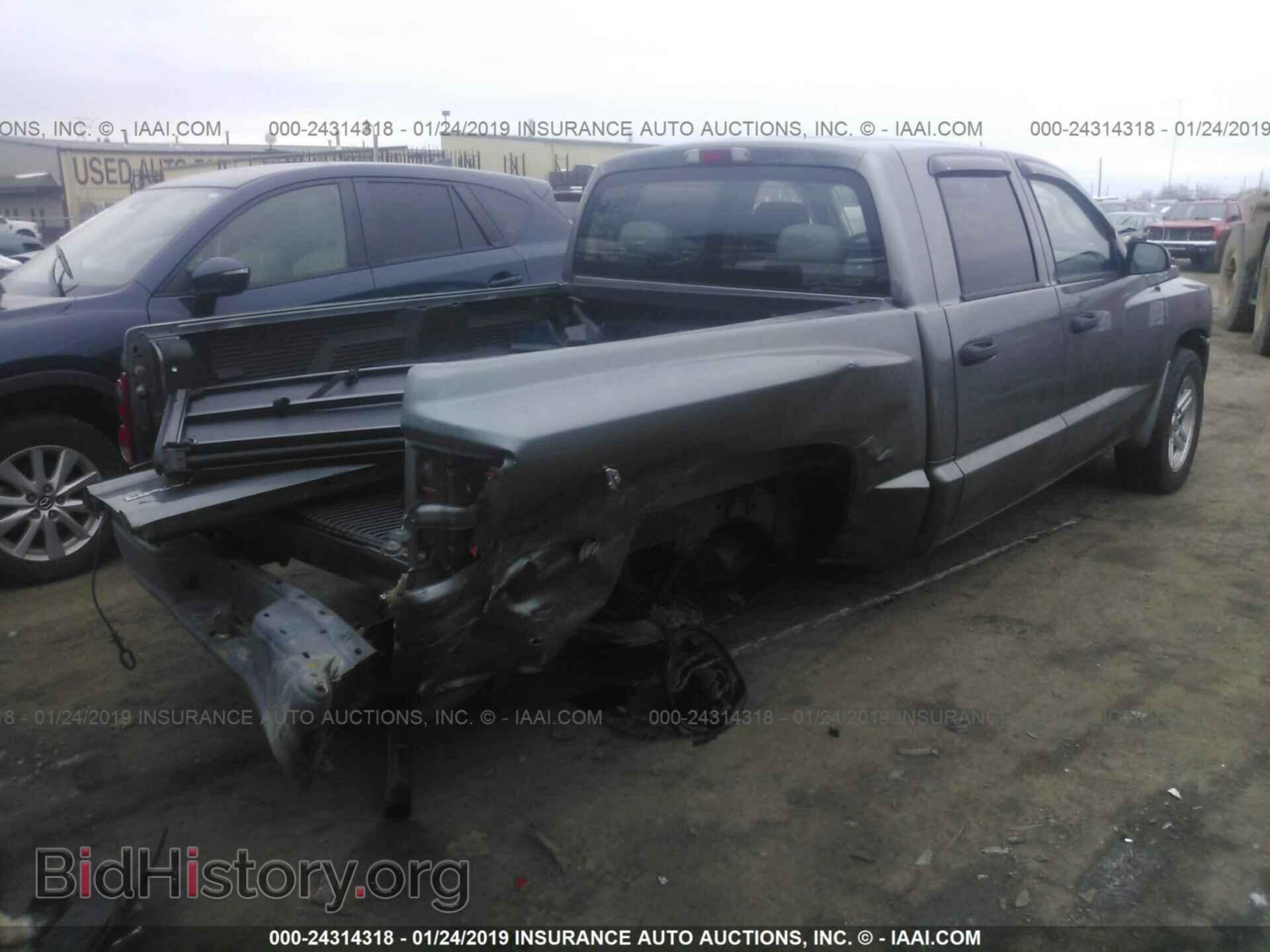 2008 DODGE DAKOTA - VIN: 1D7HW38K28S597067 - Фото 4