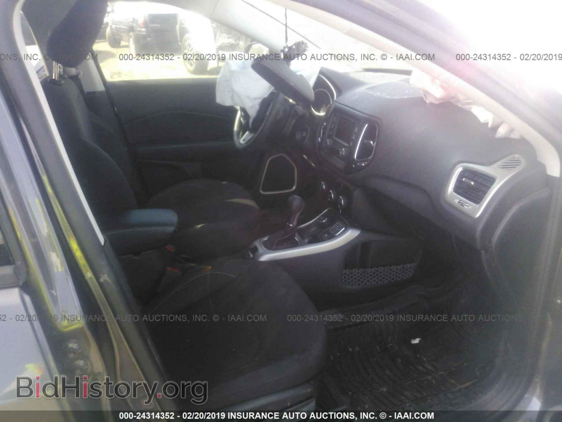 2018 JEEP COMPASS - VIN: 3C4NJDAB2JT232811 - Photo 5