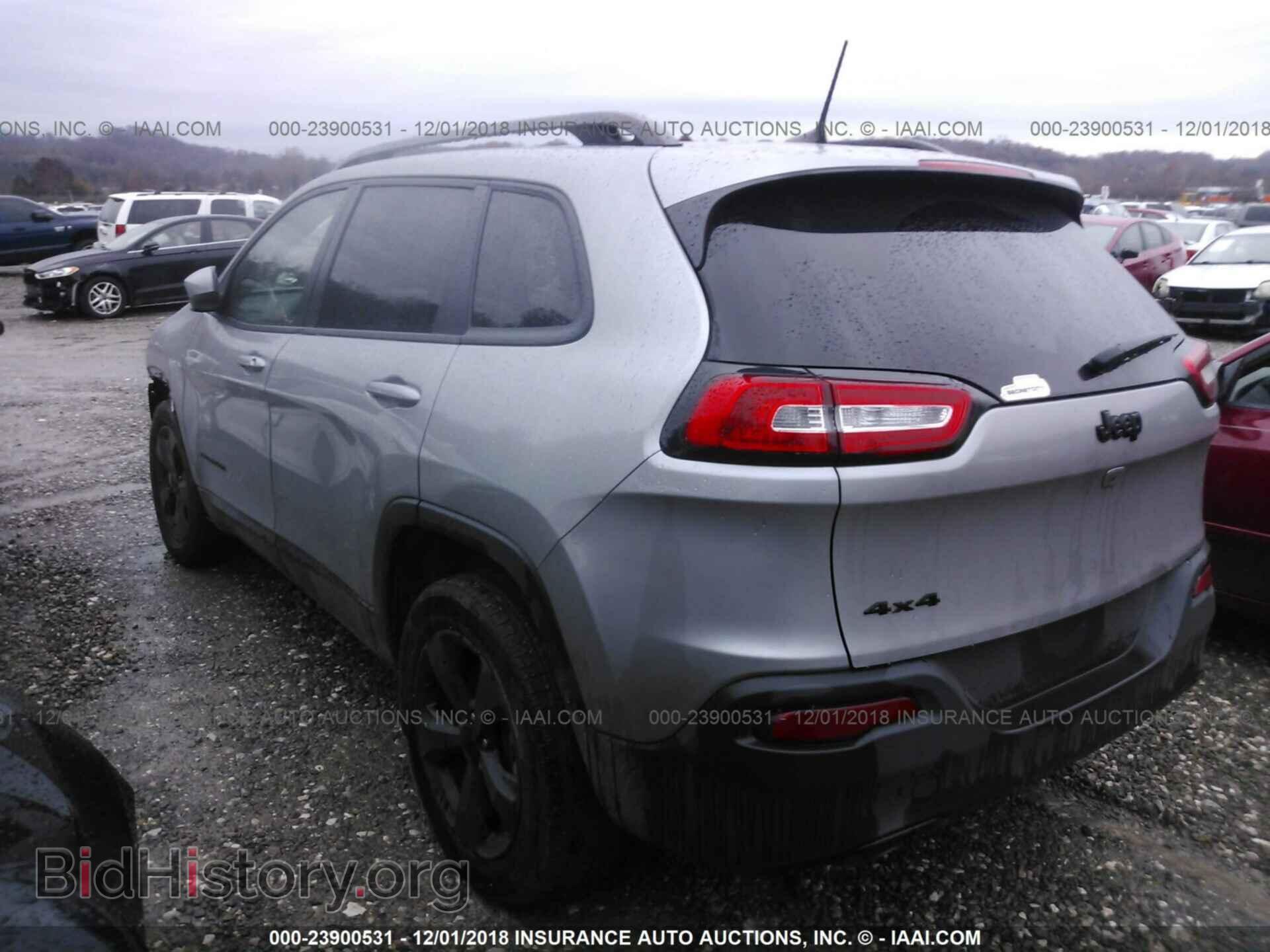 2018 JEEP CHEROKEE - VIN: 1C4PJMCB0JD571885 - Фото 3