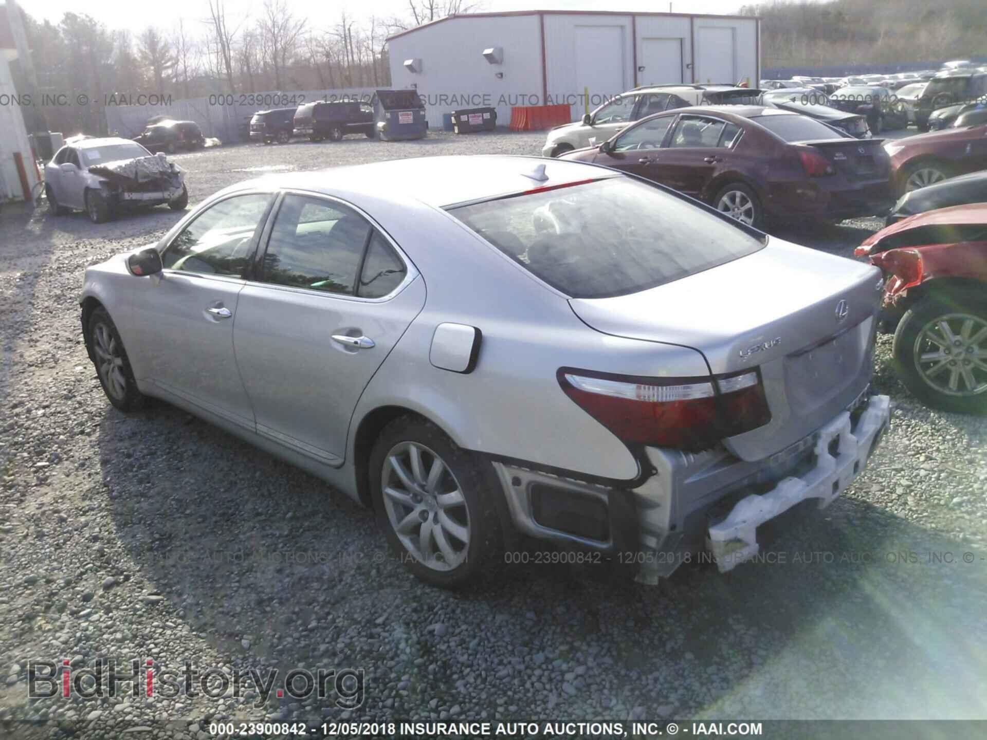 2009 LEXUS LS - VIN: JTHCL46F995000648 - Фото 3