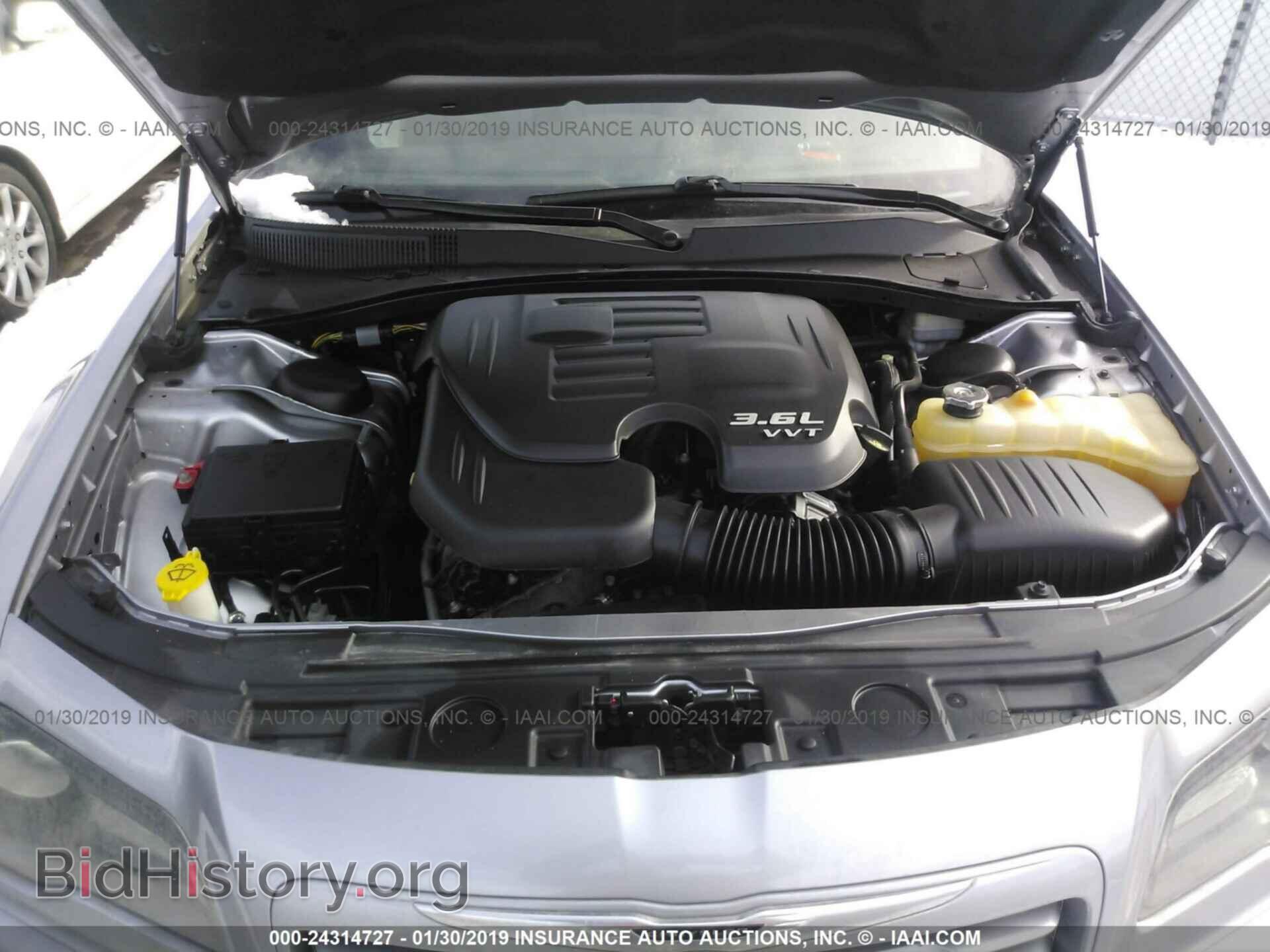 2014 CHRYSLER 300 - VIN: 2C3CCAGG0EH309634 - Photo 10