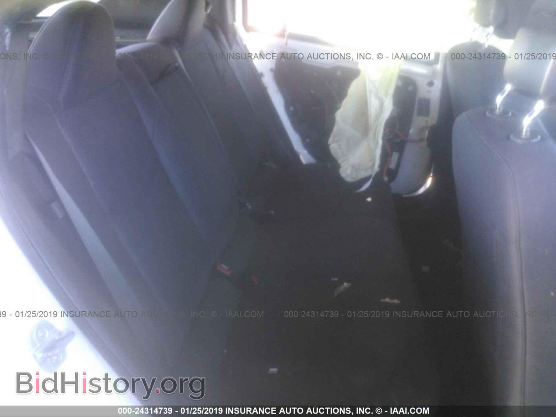 2013 CHRYSLER 200 - VIN: 1C3CCBBG9DN532029 - Фото 8
