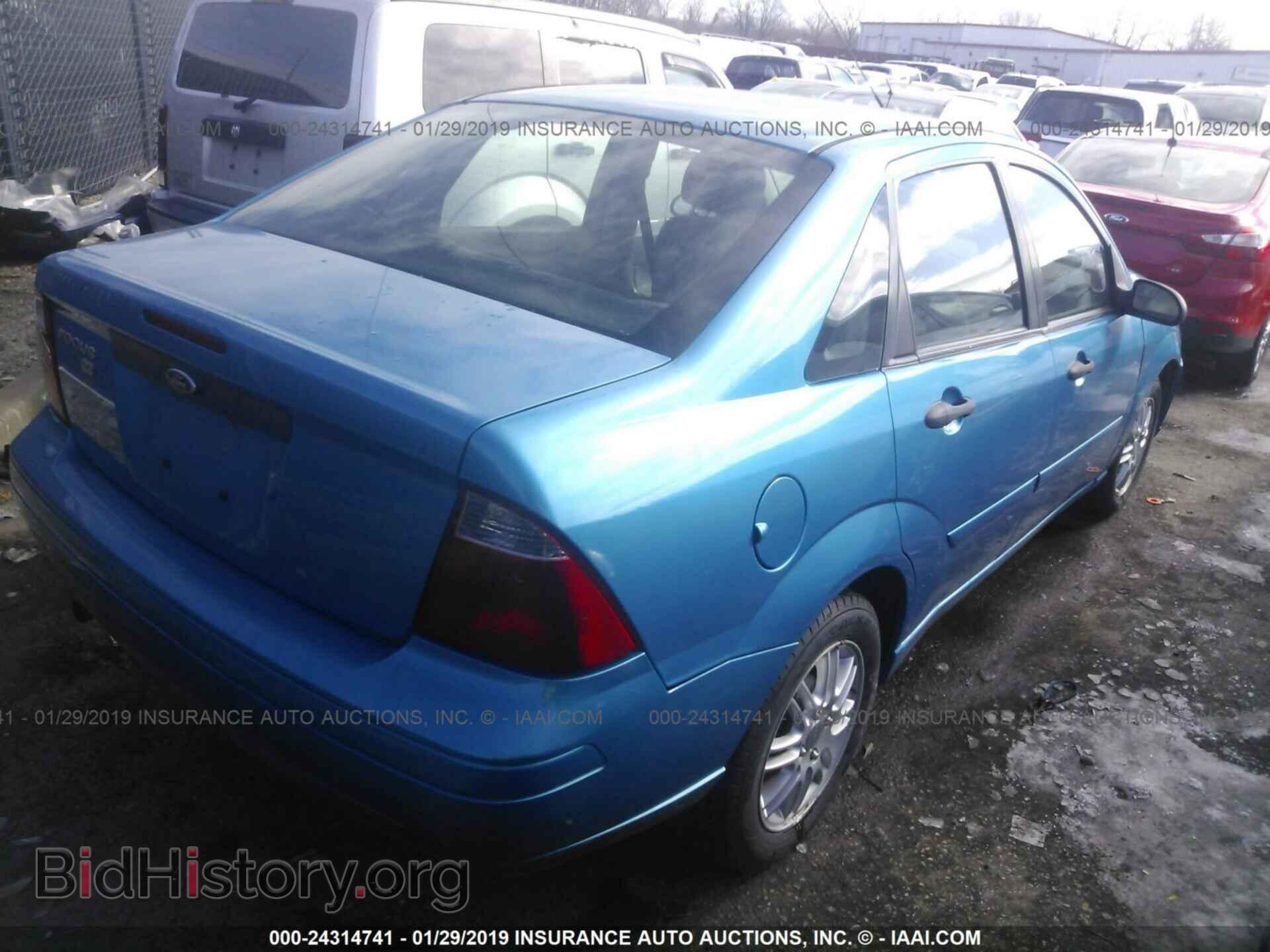 2007 FORD FOCUS - VIN: 1FAFP34NX7W128501 - Фото 4