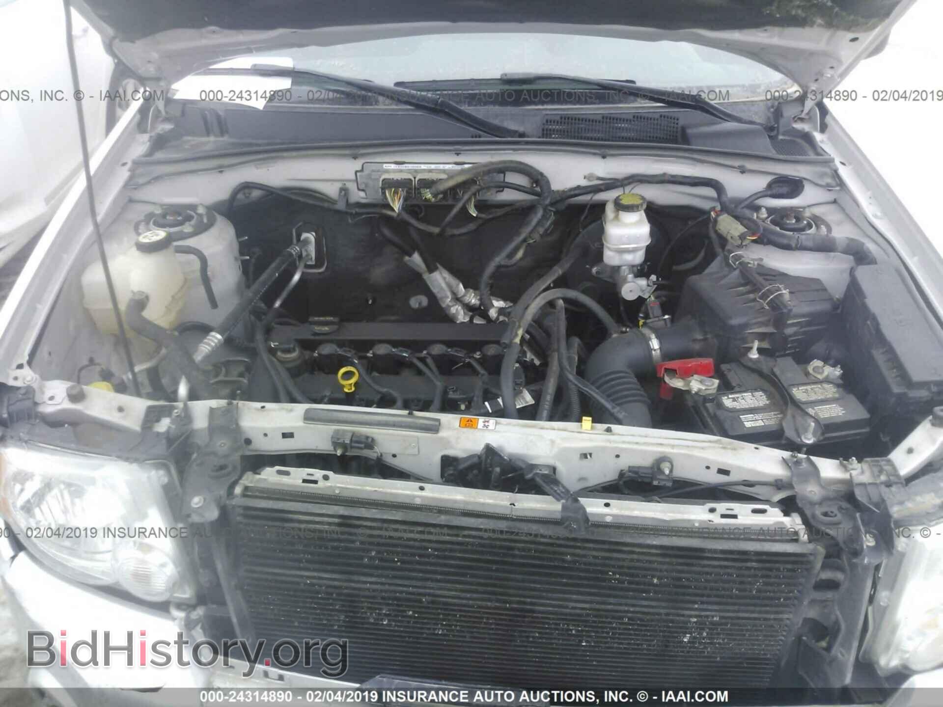 2011 FORD ESCAPE - VIN: 1FMCU0D77BKA92929 - Фото 10