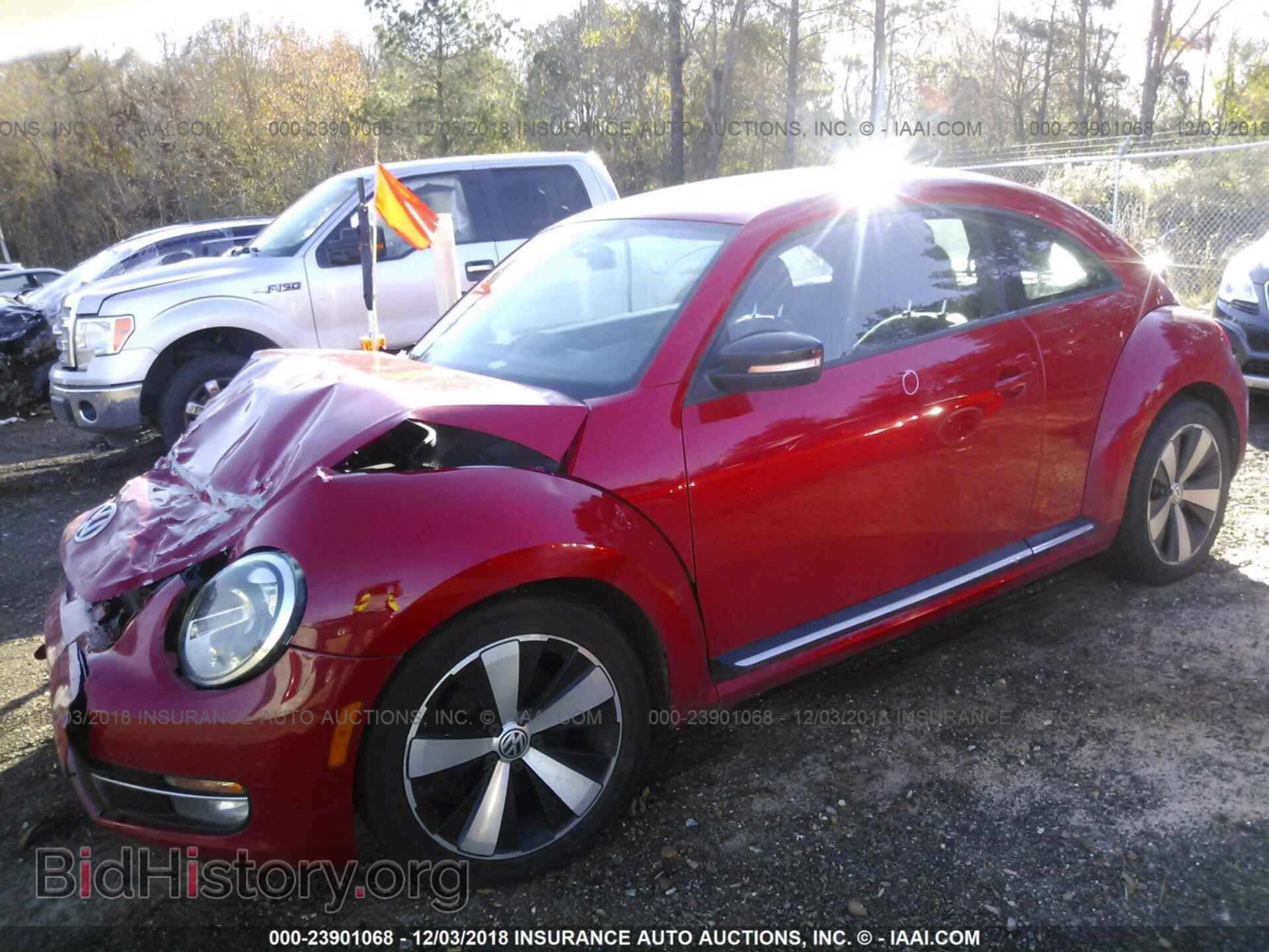 2012 VOLKSWAGEN BEETLE - VIN: 3VW4A7AT4CM633017 - Фото 2