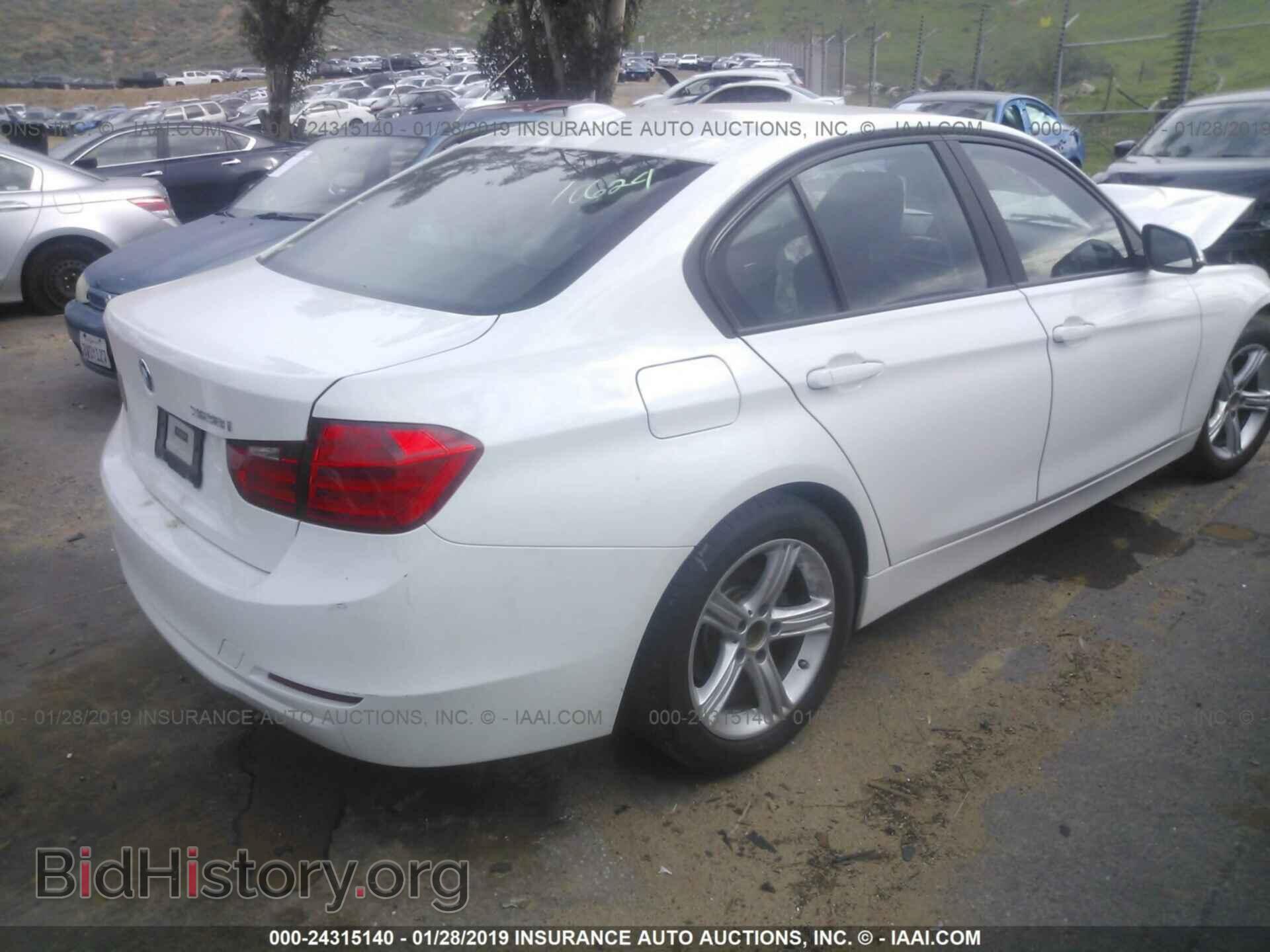 2015 BMW 328 - VIN: WBA3C1C59FP853401 - Фото 4