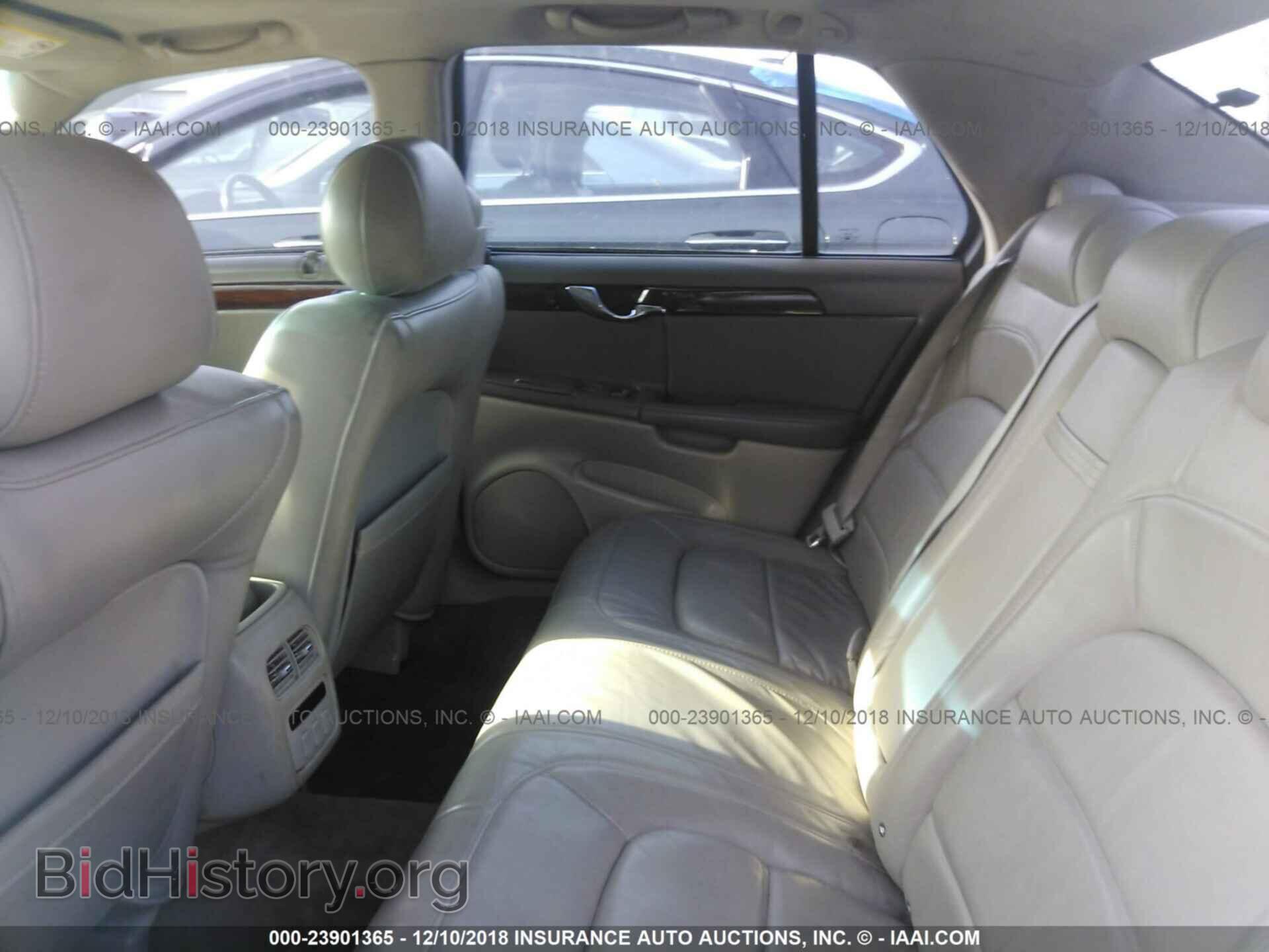 2004 CADILLAC DEVILLE - VIN: 1G6KD54Y34U178948 - Photo 8