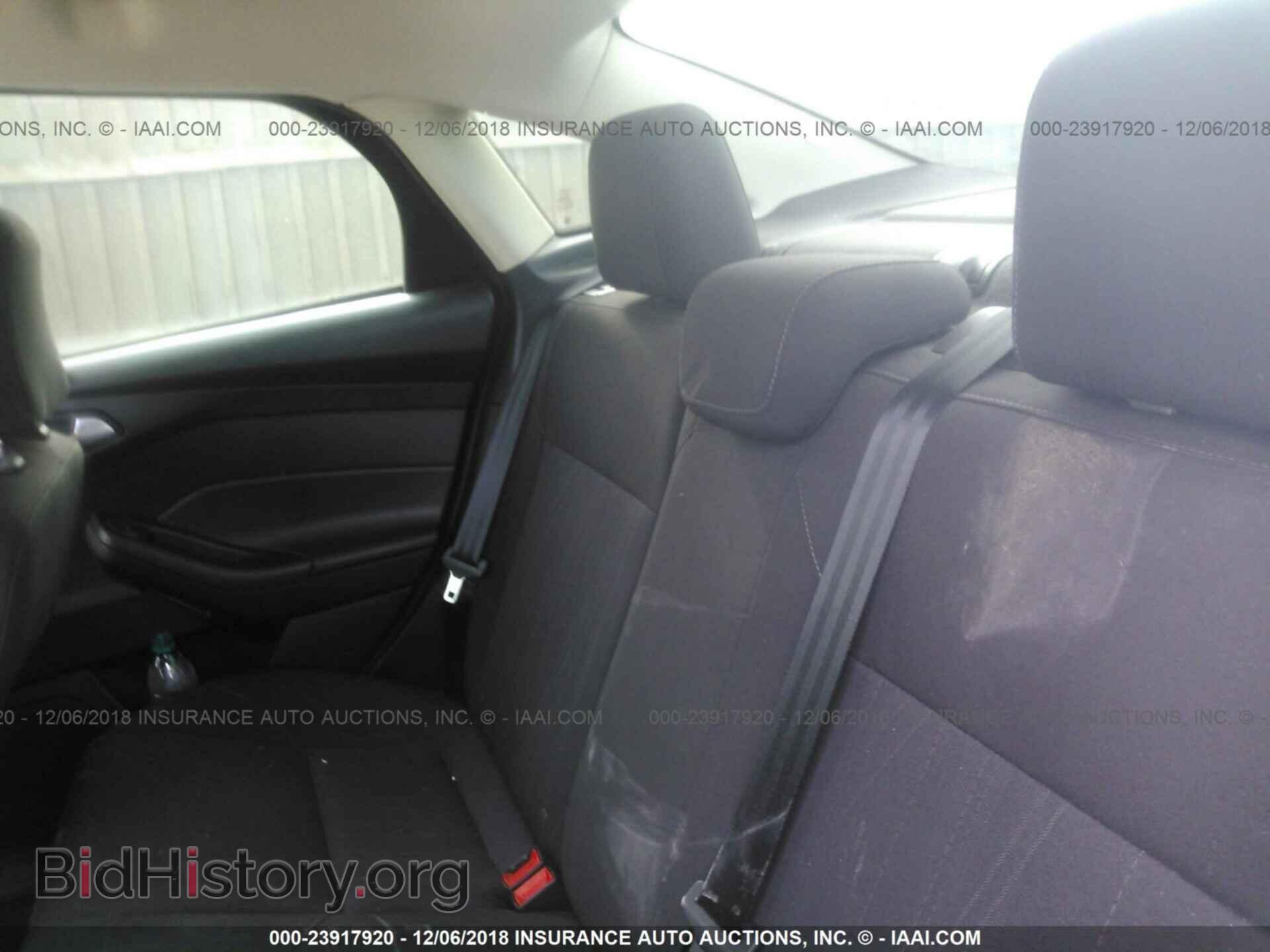 2016 FORD FOCUS - VIN: 1FADP3F20GL386103 - Фото 8