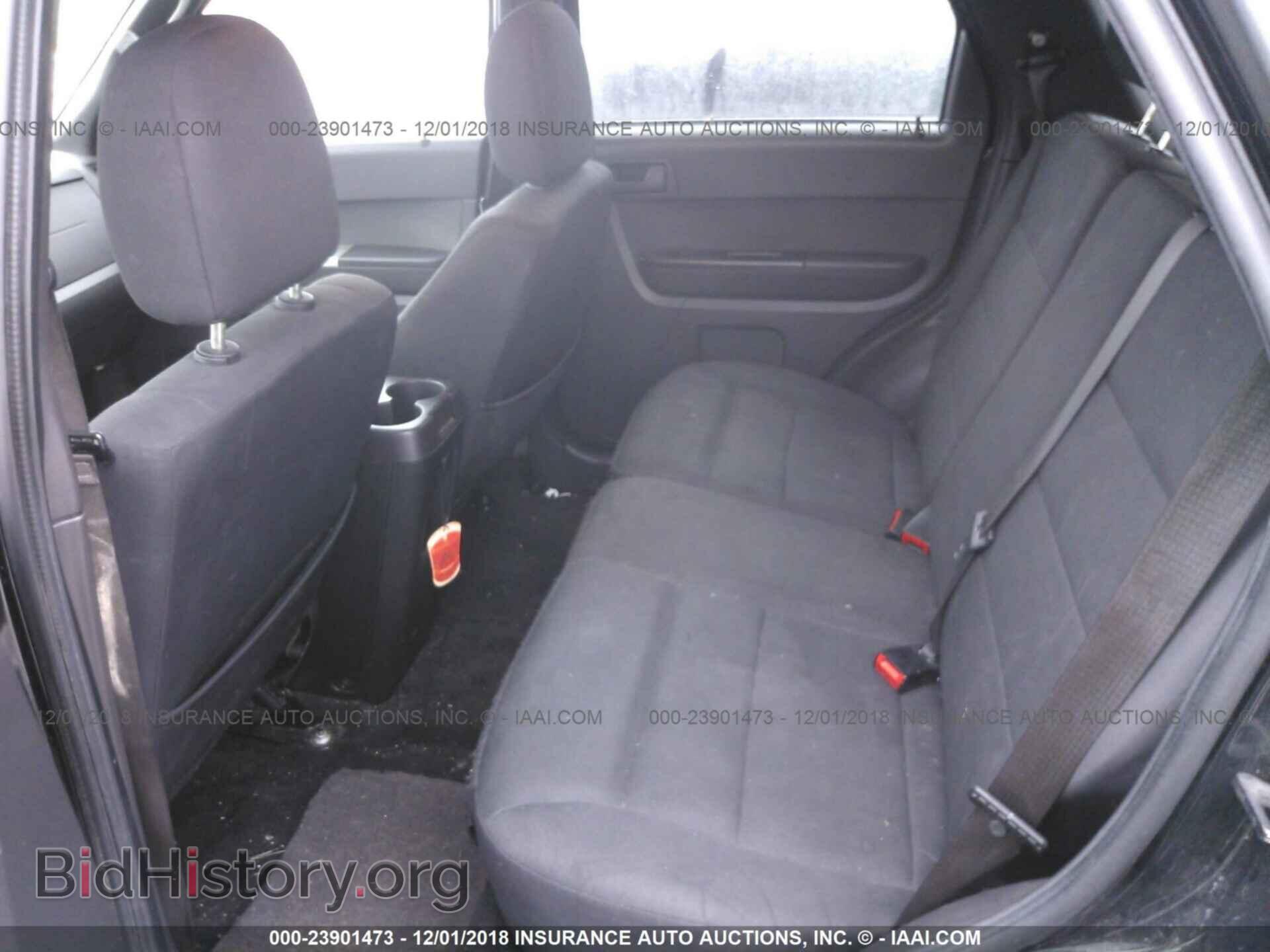 2011 FORD ESCAPE - VIN: 1FMCU0D71BKB90502 - Photo 8
