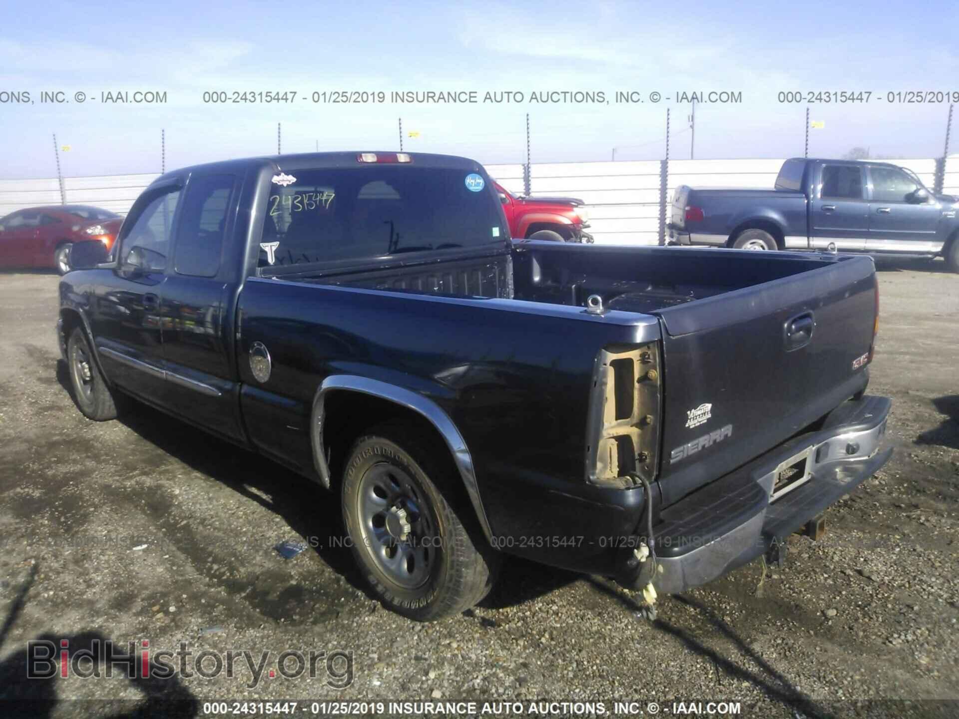 2004 GMC NEW SIERRA - VIN: 2GTEC19VX41138012 - Фото 3