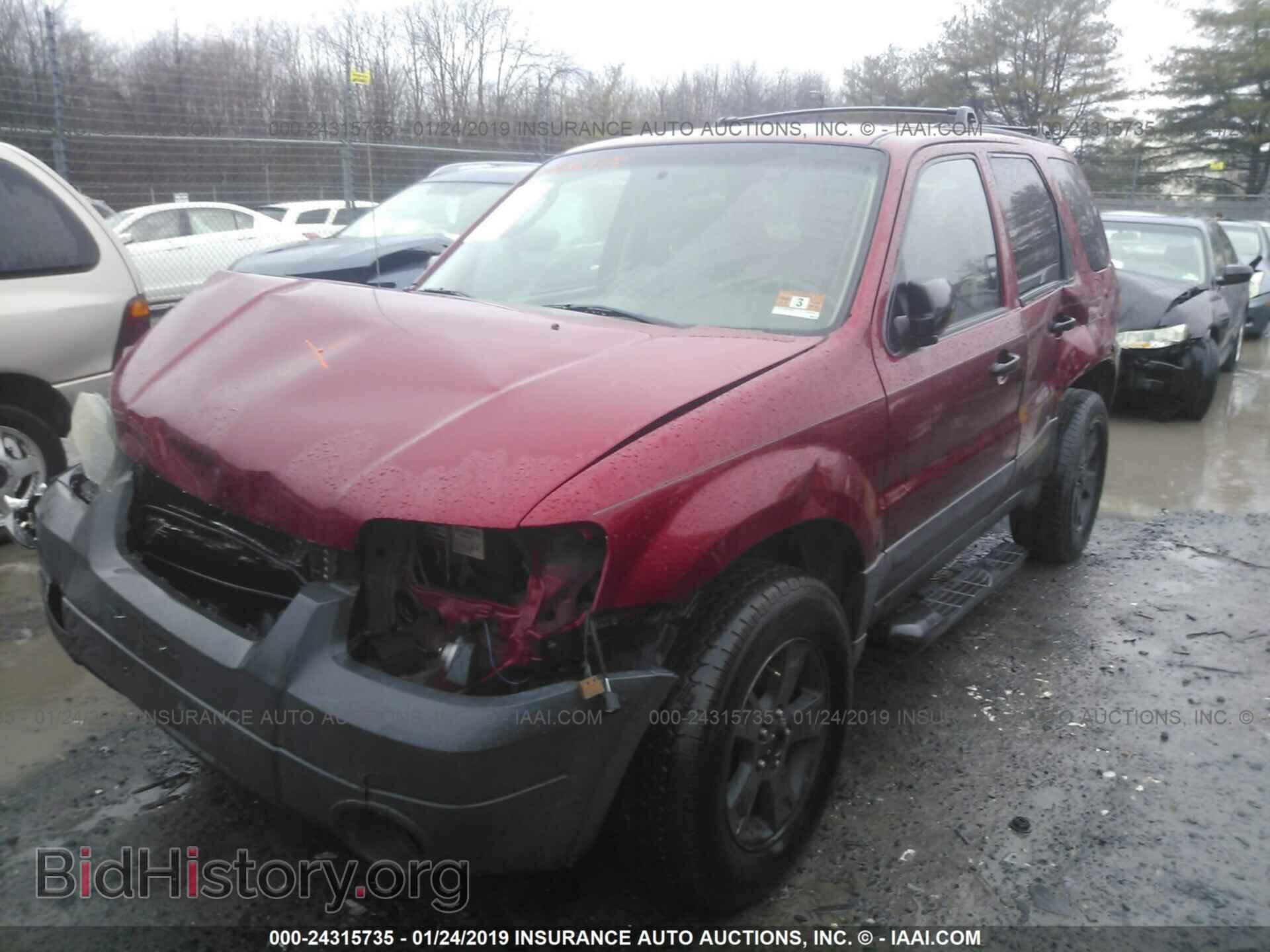 2005 FORD ESCAPE - VIN: 1FMYU93145KA11820 - Фото 2