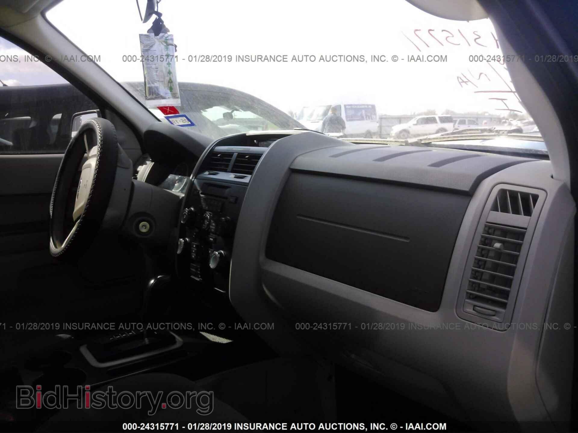 2011 FORD ESCAPE - VIN: 1FMCU0C78BKC65648 - Фото 5