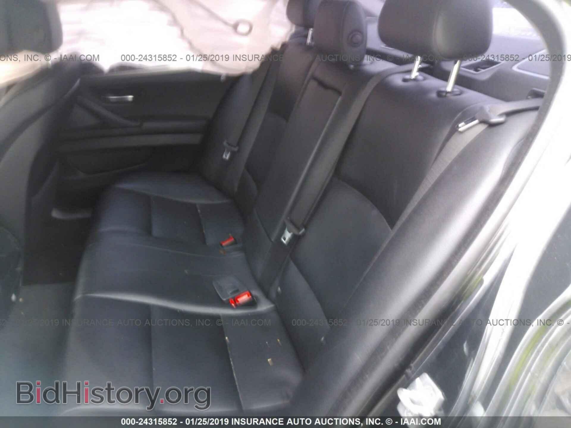 2012 BMW 528 - VIN: WBAXG5C59CDX02438 - Фото 8