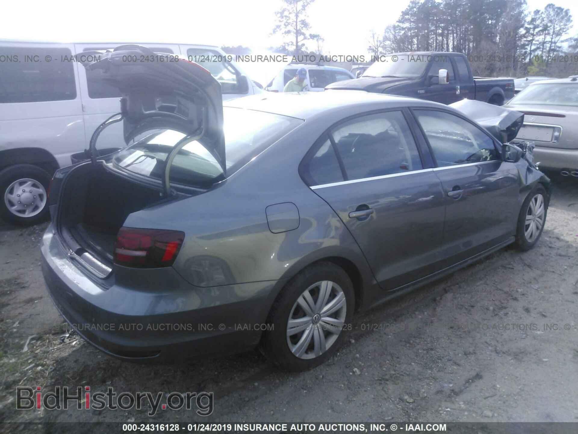 2017 VOLKSWAGEN JETTA - VIN: 3VW2B7AJ2HM367605 - Фото 4