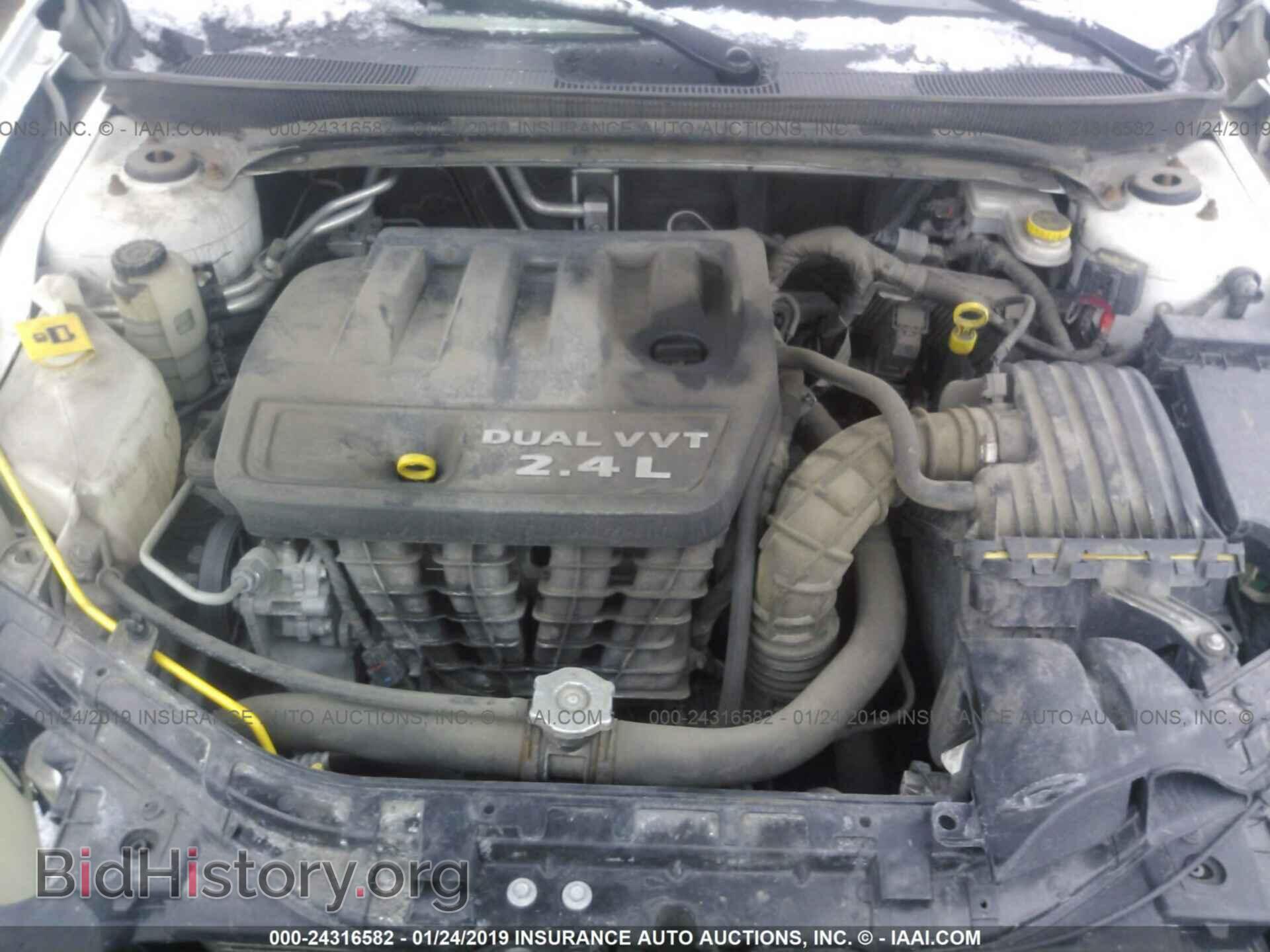 2013 CHRYSLER 200 - VIN: 1C3CCBAB1DN641686 - Photo 10