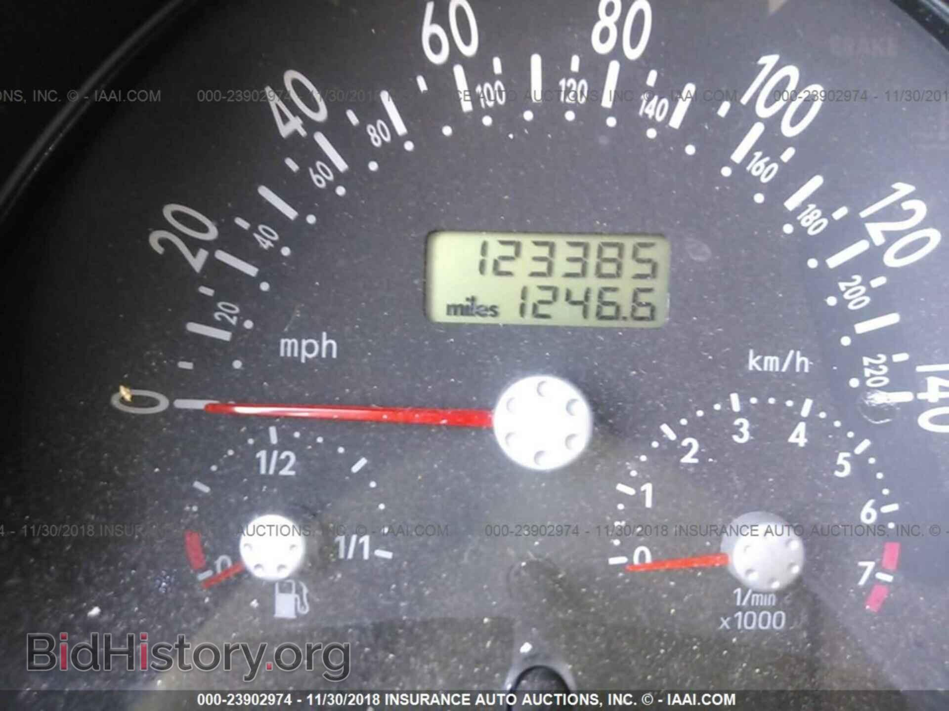 2000 VOLKSWAGEN NEW BEETLE - VIN: 3VWBC21C7YM471606 - Фото 7