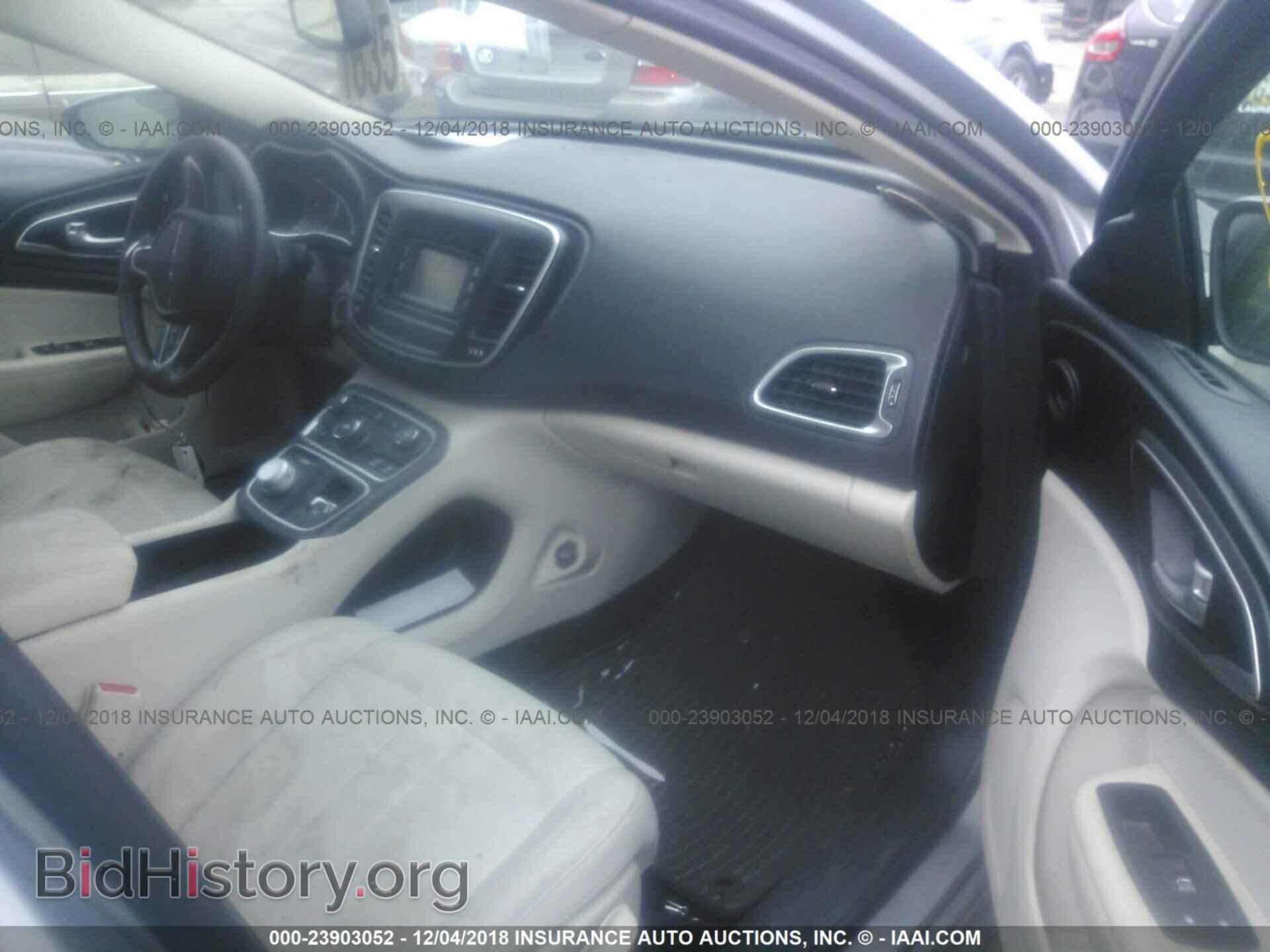 2016 CHRYSLER 200 - VIN: 1C3CCCAB8GN166452 - Фото 5