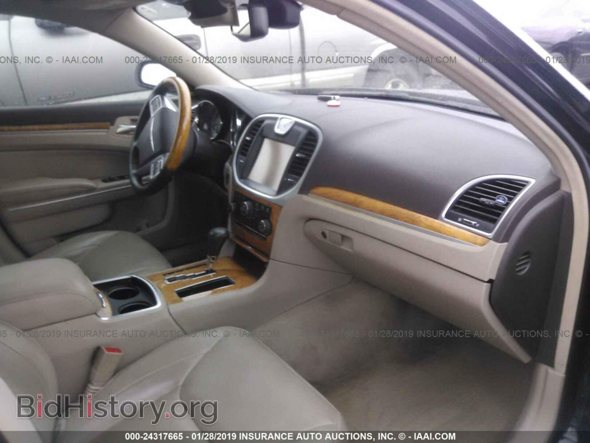 2012 CHRYSLER 300C - VIN: 2C3CCAET9CH225700 - Фото 5