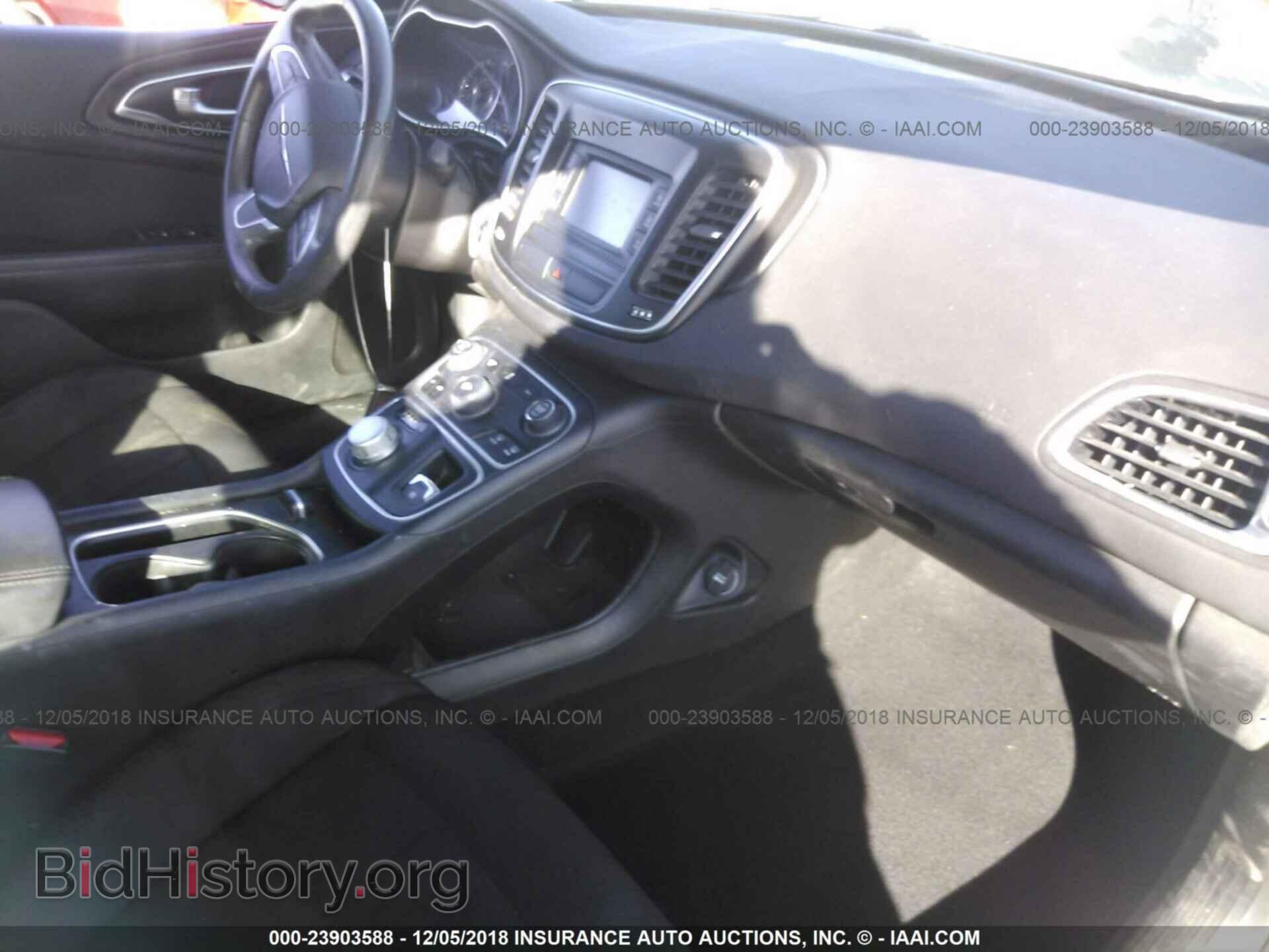 2016 CHRYSLER 200 - VIN: 1C3CCCAB2GN105677 - Фото 5