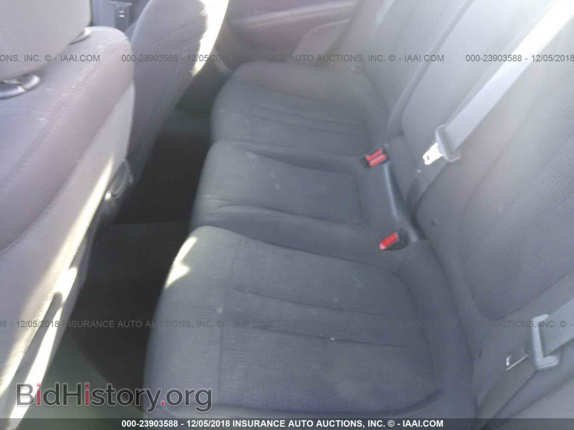 2016 CHRYSLER 200 - VIN: 1C3CCCAB2GN105677 - Фото 8