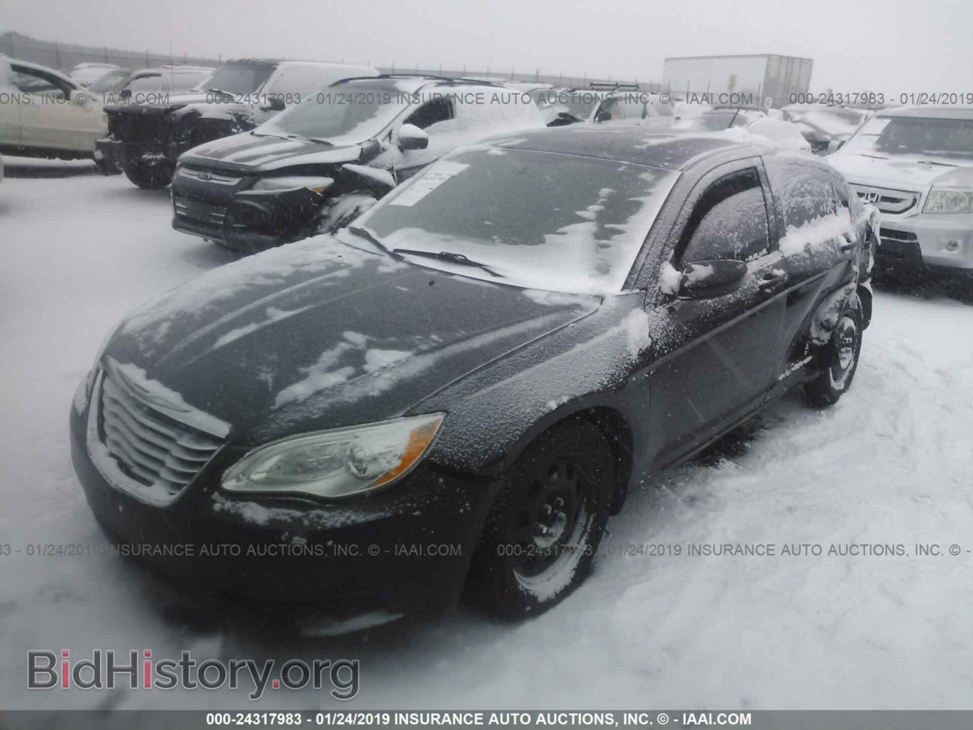2012 CHRYSLER 200 - VIN: 1C3CCBAB3CN204285 - Фото 2