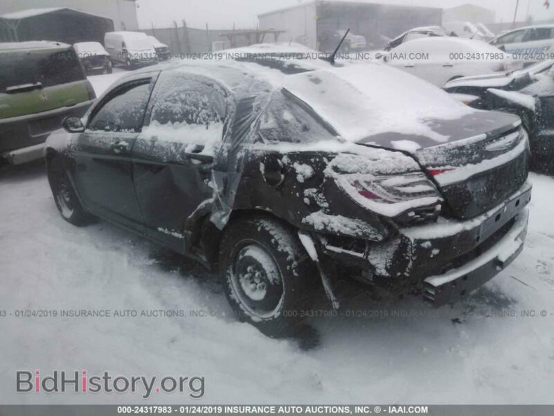 2012 Chrysler 200 (VIN 1C3CCBAB3CN204285) — photo 6 of 10