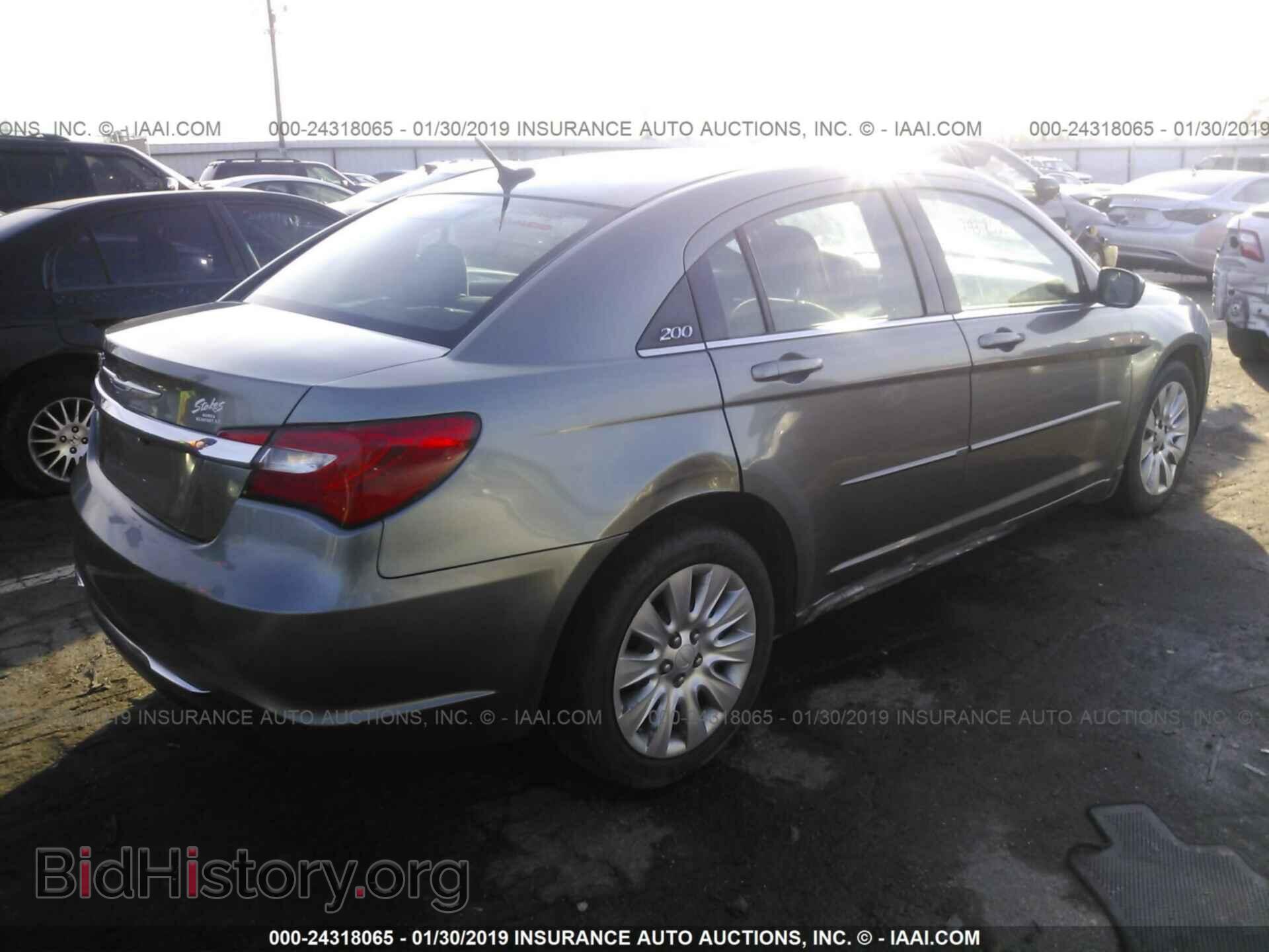 2012 CHRYSLER 200 - VIN: 1C3CCBAB5CN201954 - Фото 4