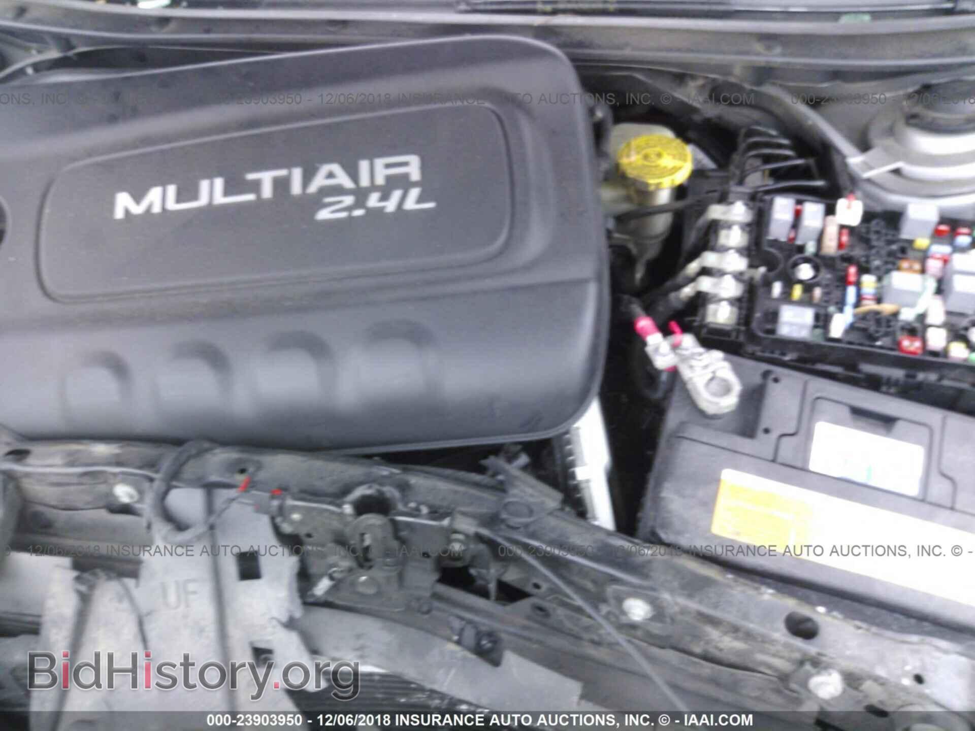 2015 CHRYSLER 200 - VIN: 1C3CCCCB1FN608273 - Photo 10