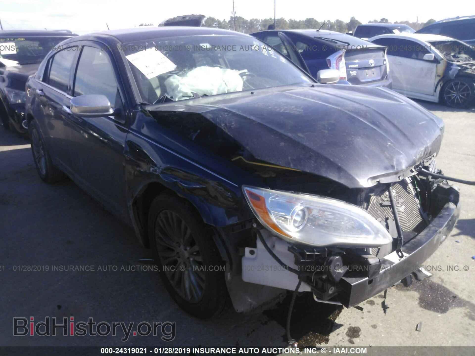 Photo 1C3BC2FG2BN581592 - CHRYSLER 200 2011