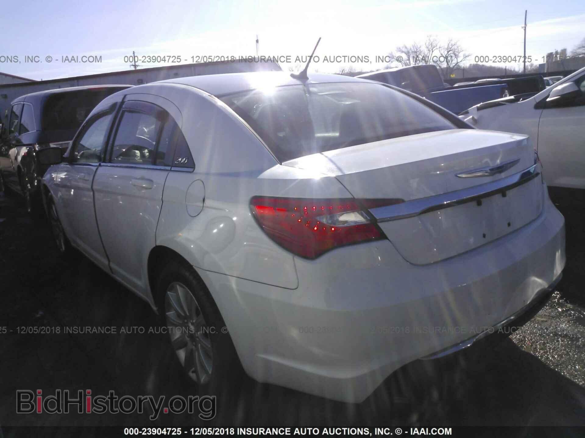 2013 CHRYSLER 200 - VIN: 1C3CCBBB4DN571048 - Фото 3