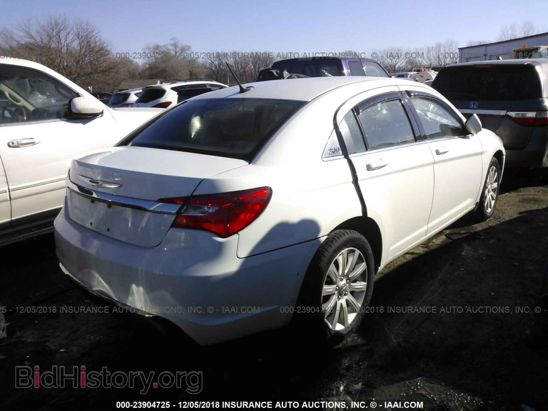 2013 CHRYSLER 200 - VIN: 1C3CCBBB4DN571048 - Фото 4