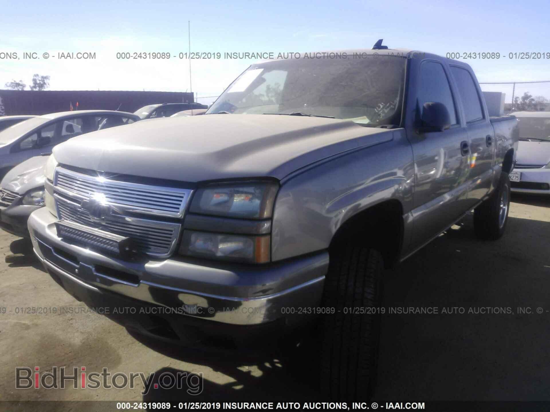 2006 CHEVROLET SILVERADO - VIN: 2GCEC13T261175520 - Фото 2