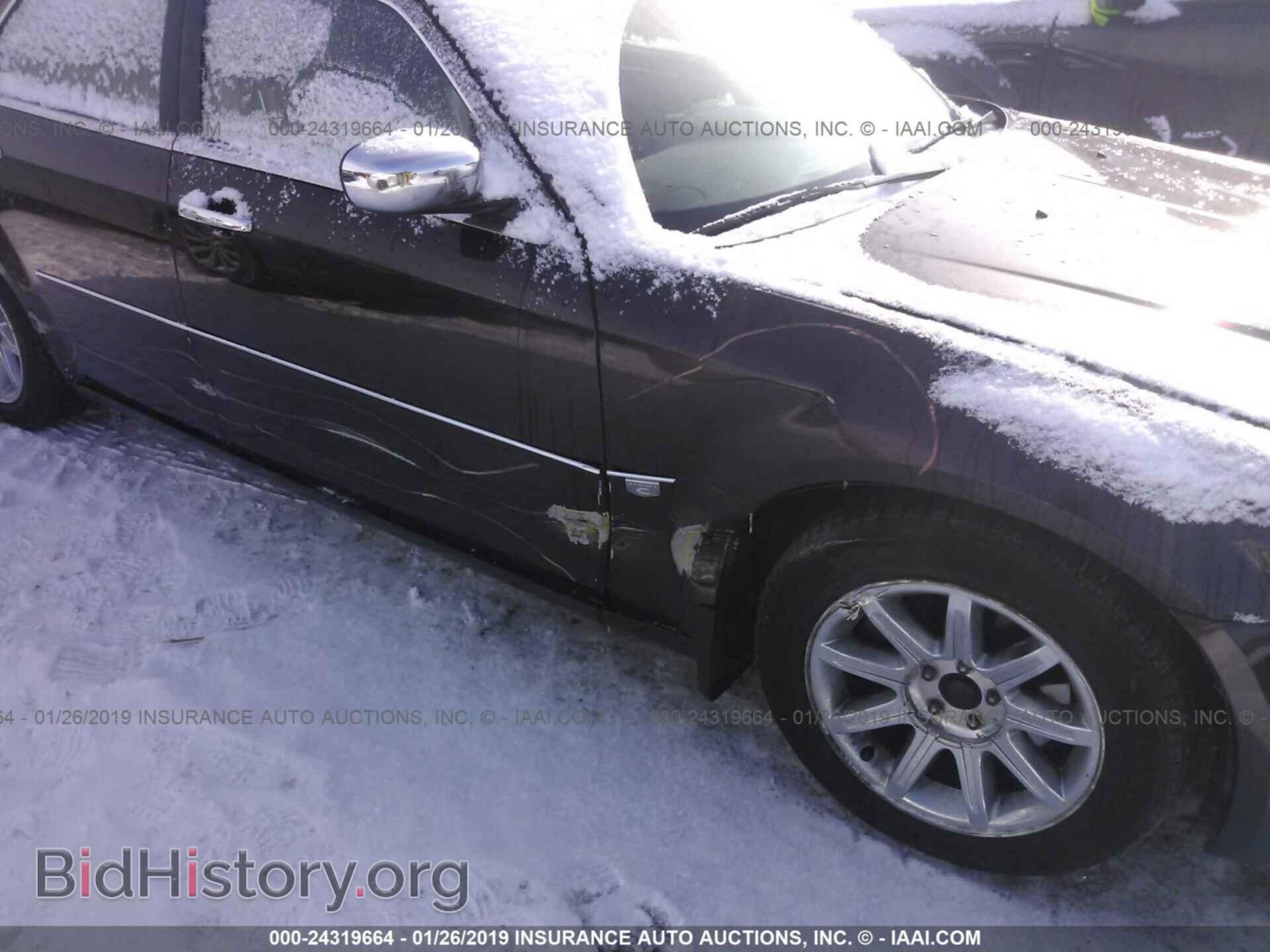 2005 CHRYSLER 300C - VIN: 2C3AA63H75H104725 - Фото 6