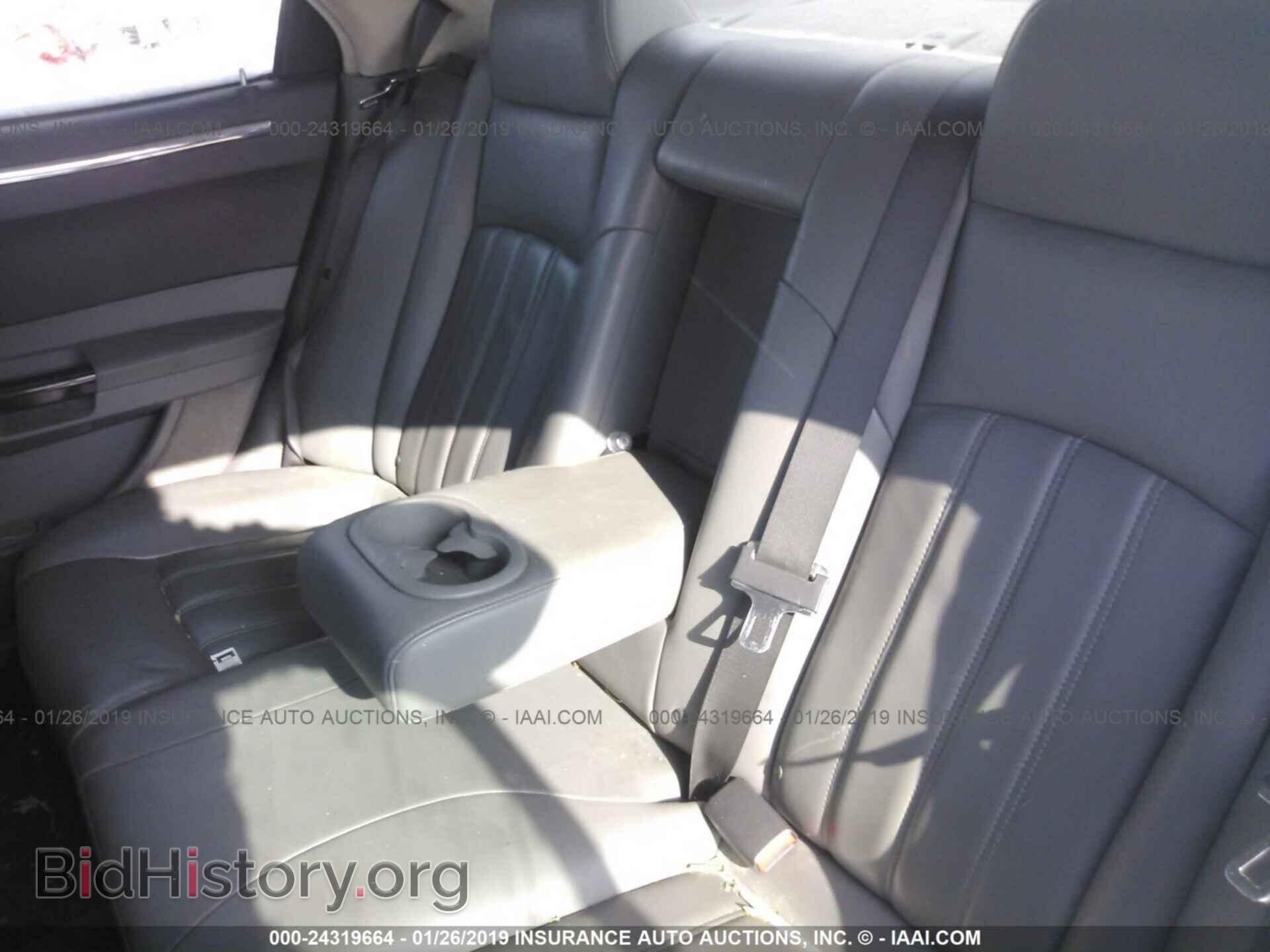2005 CHRYSLER 300C - VIN: 2C3AA63H75H104725 - Фото 8