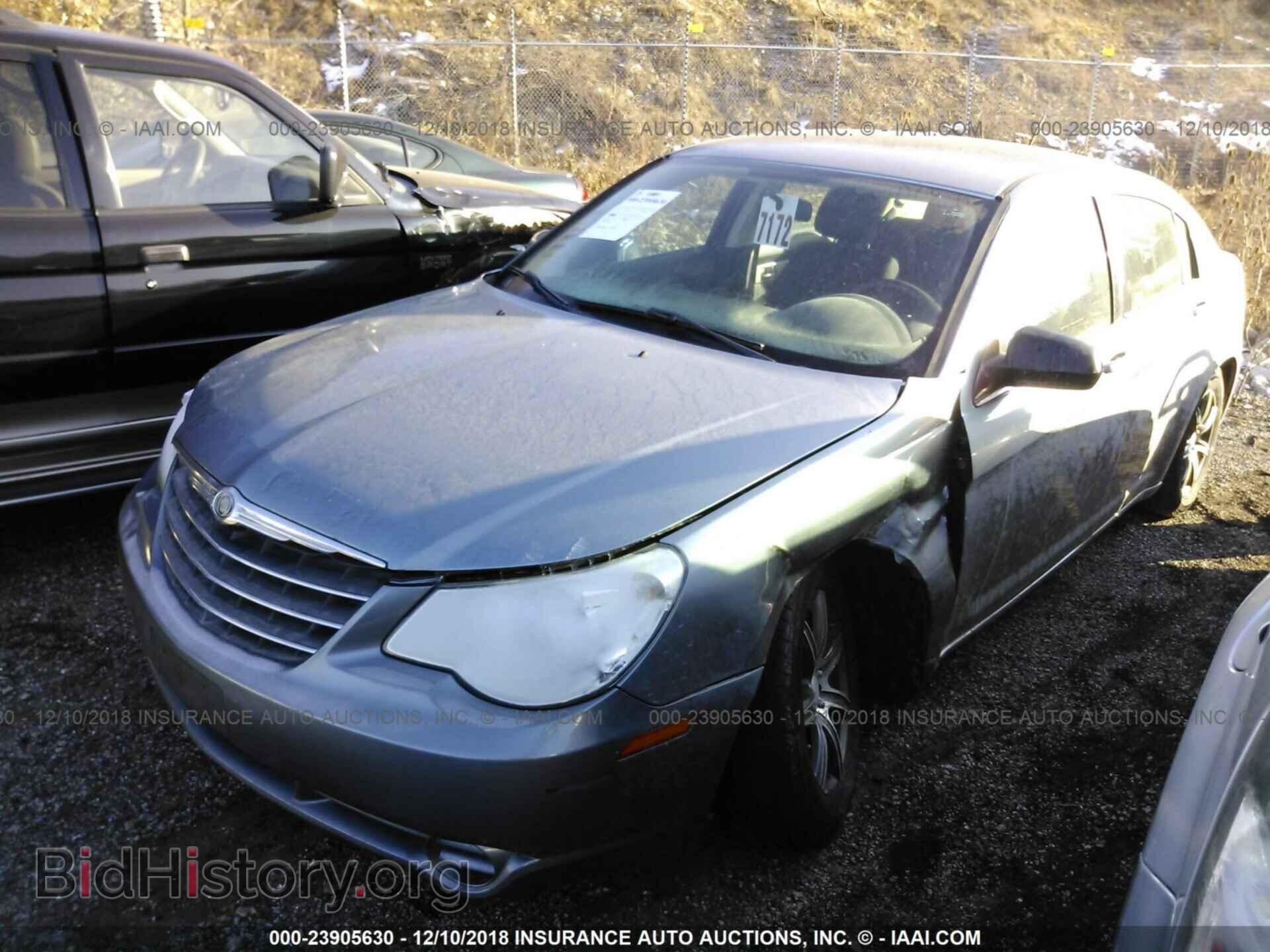 2010 CHRYSLER SEBRING - VIN: 1C3CC4FB0AN152986 - Photo 2