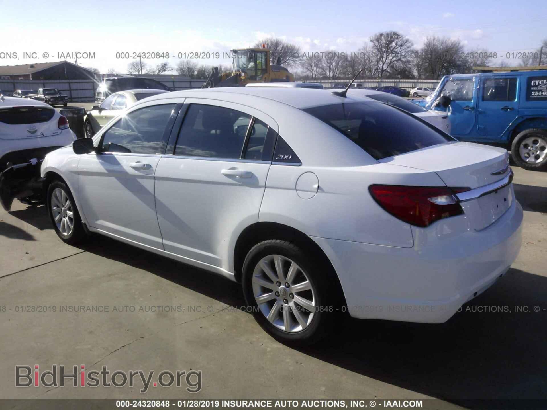 2012 CHRYSLER 200 - VIN: 1C3CCBBB5CN288852 - Фото 3
