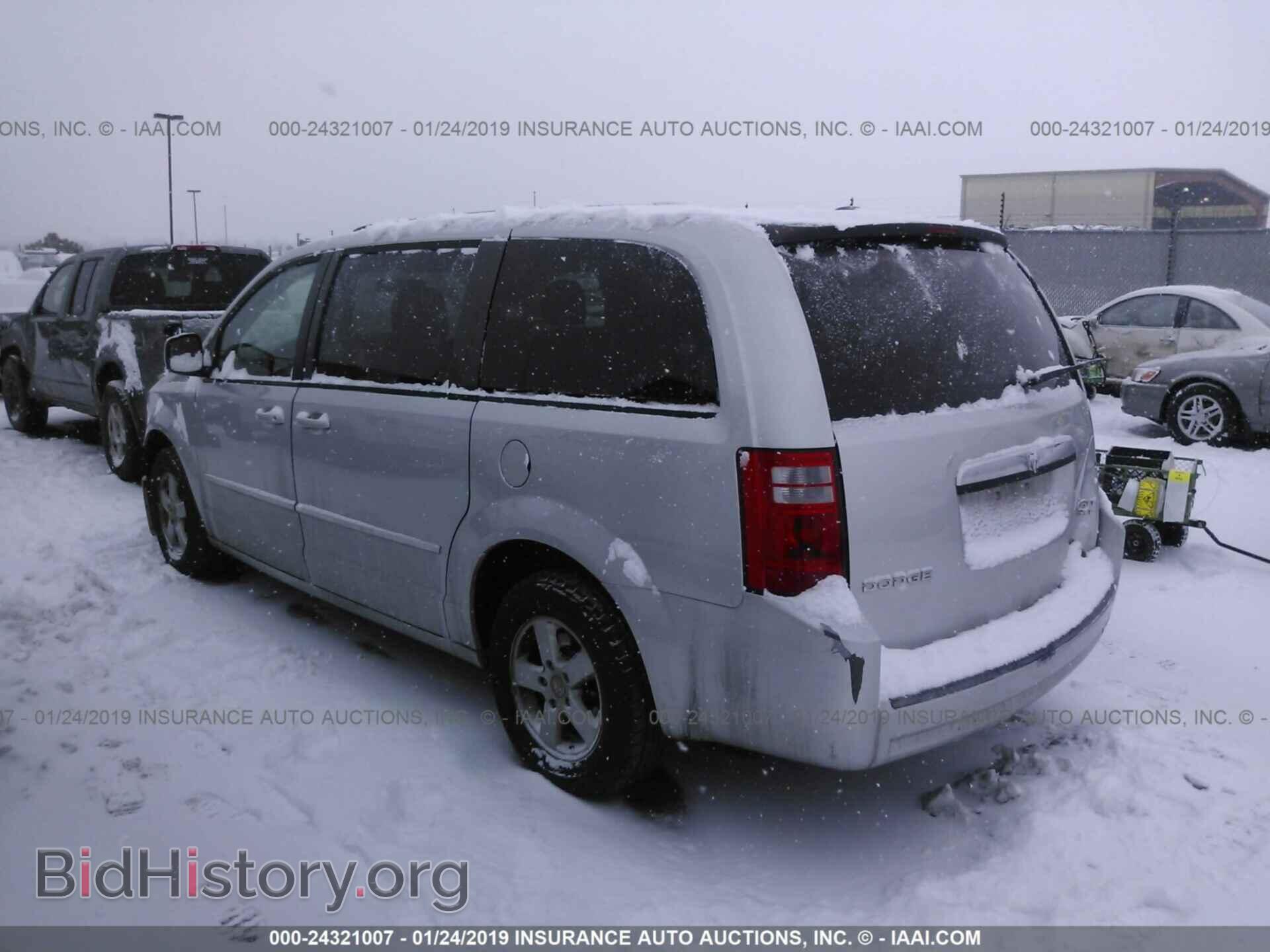 2010 DODGE GRAND CARAVAN - VIN: 2D4RN5D14AR342697 - Фото 3